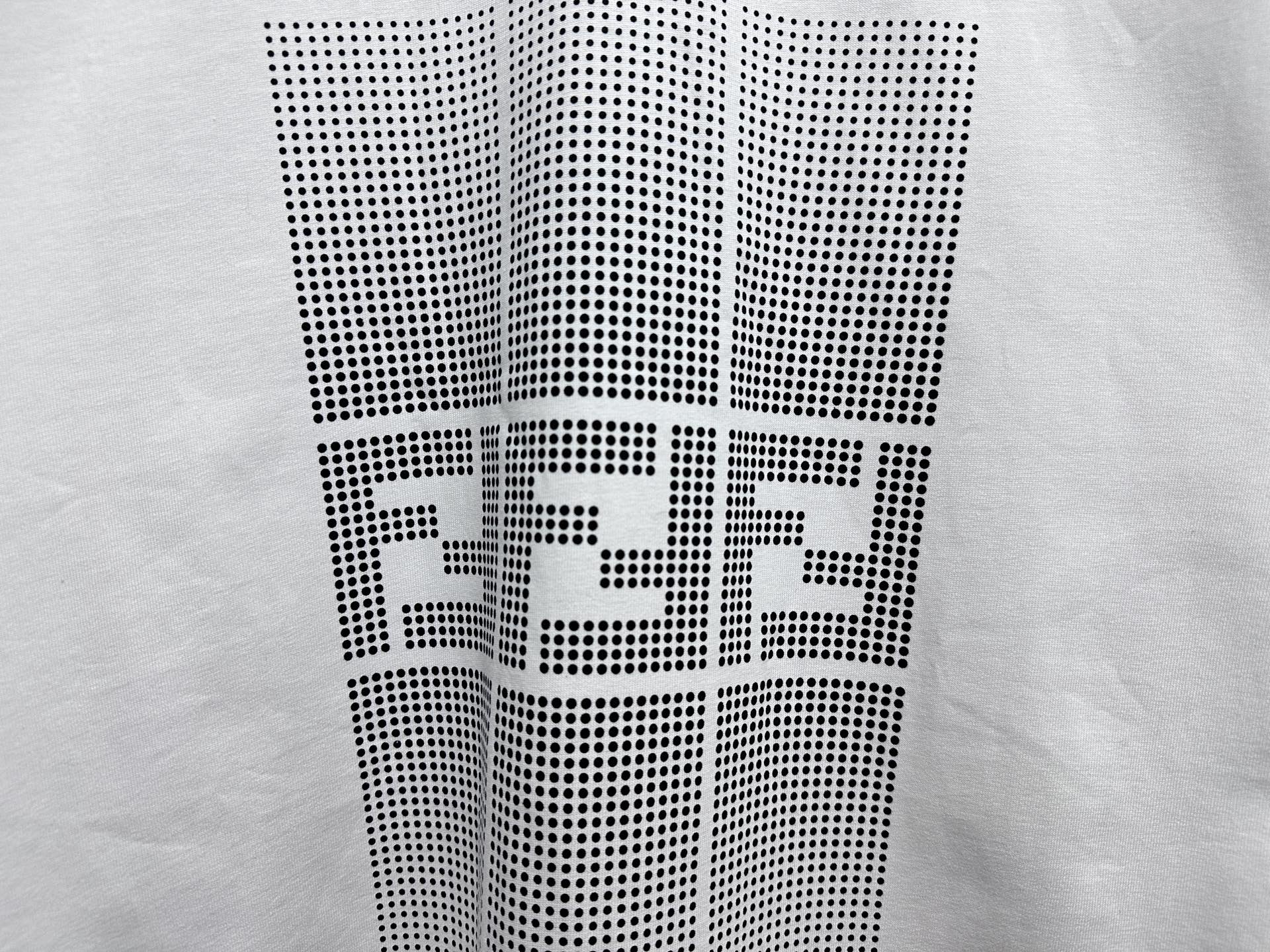 LuxluxHouse Best Quality Clothes Fendi T-shirt