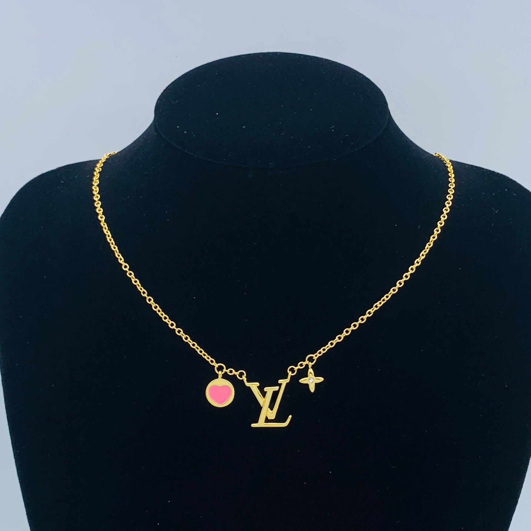 LuxluxHouse Low Price And High Quality Accessories Louis Vuitton