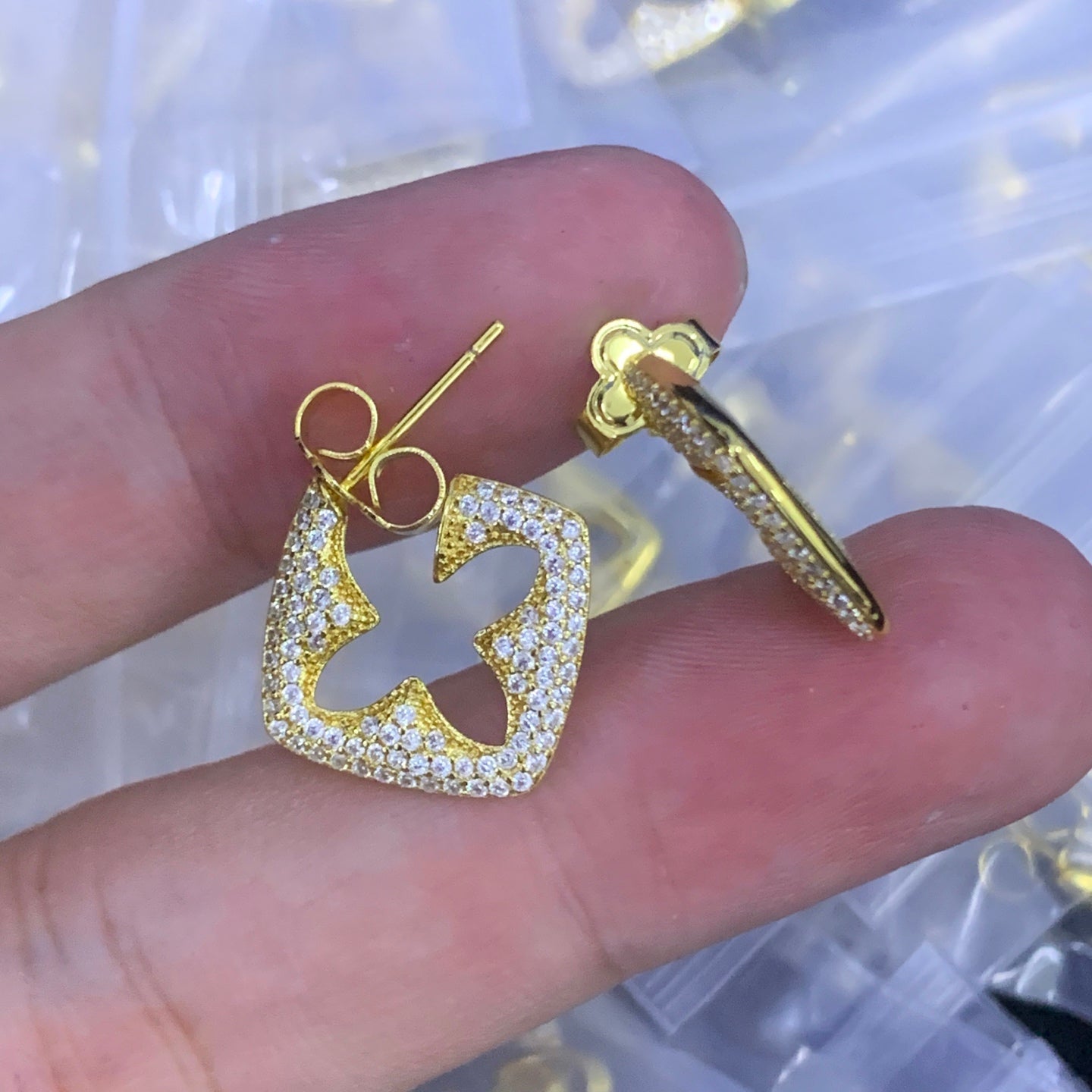 LuxluxHouse Low Price And High Quality Accessories Louis Vuitton