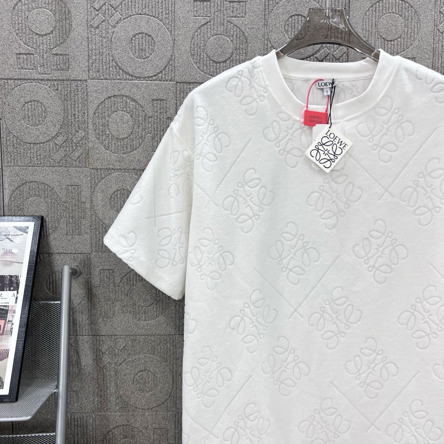 LuxluxHouse Best Quality Clothes T-shirt Loewe