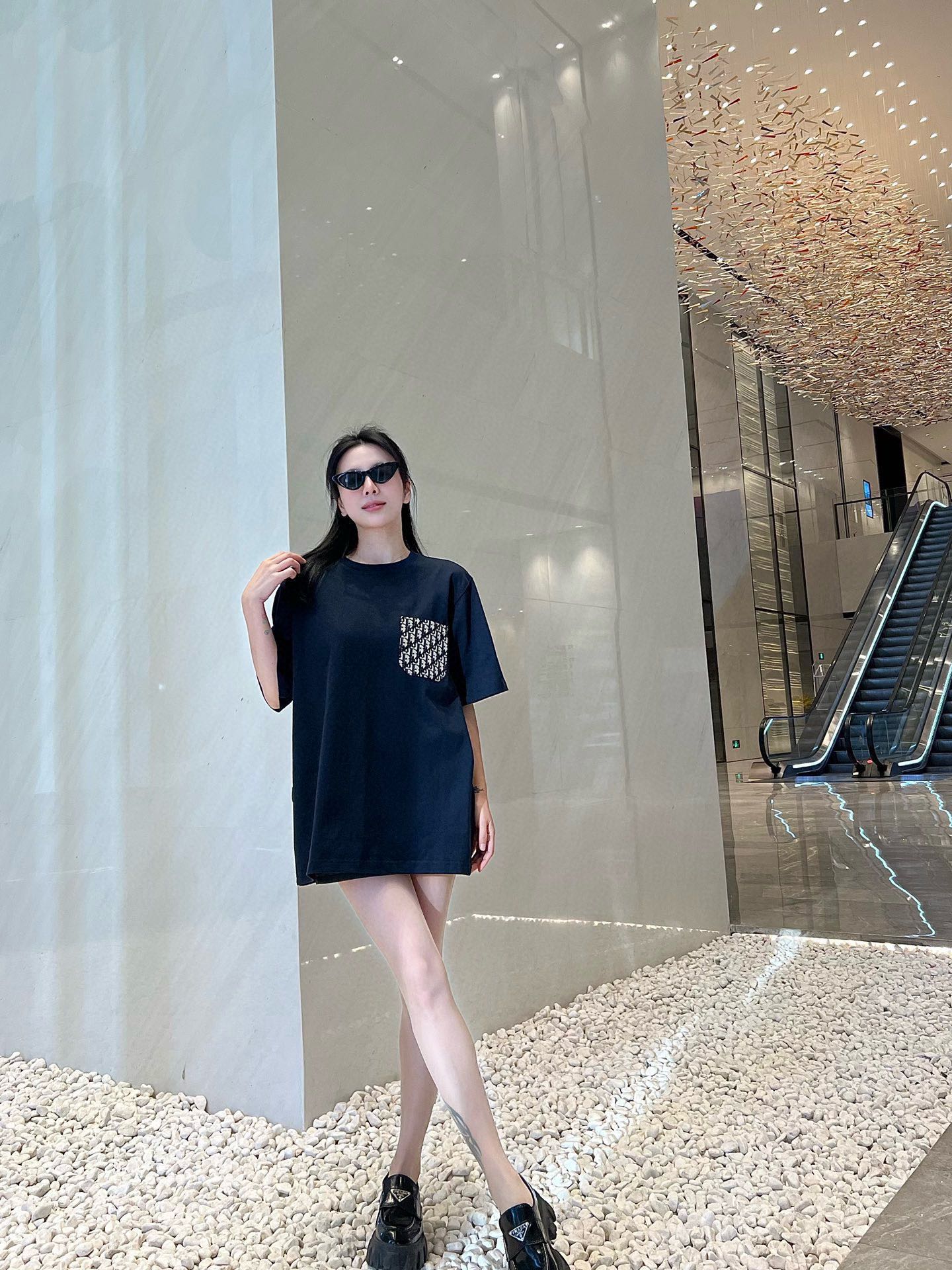 LuxluxHouse Best Quality Clothes T-shirt Dior