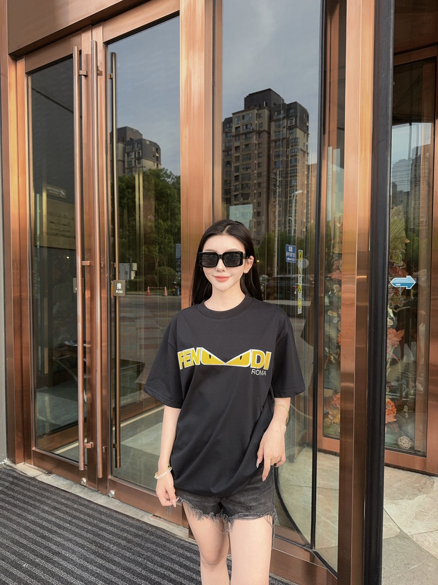 LuxluxHouse Best Quality Clothes Fendi T-shirt