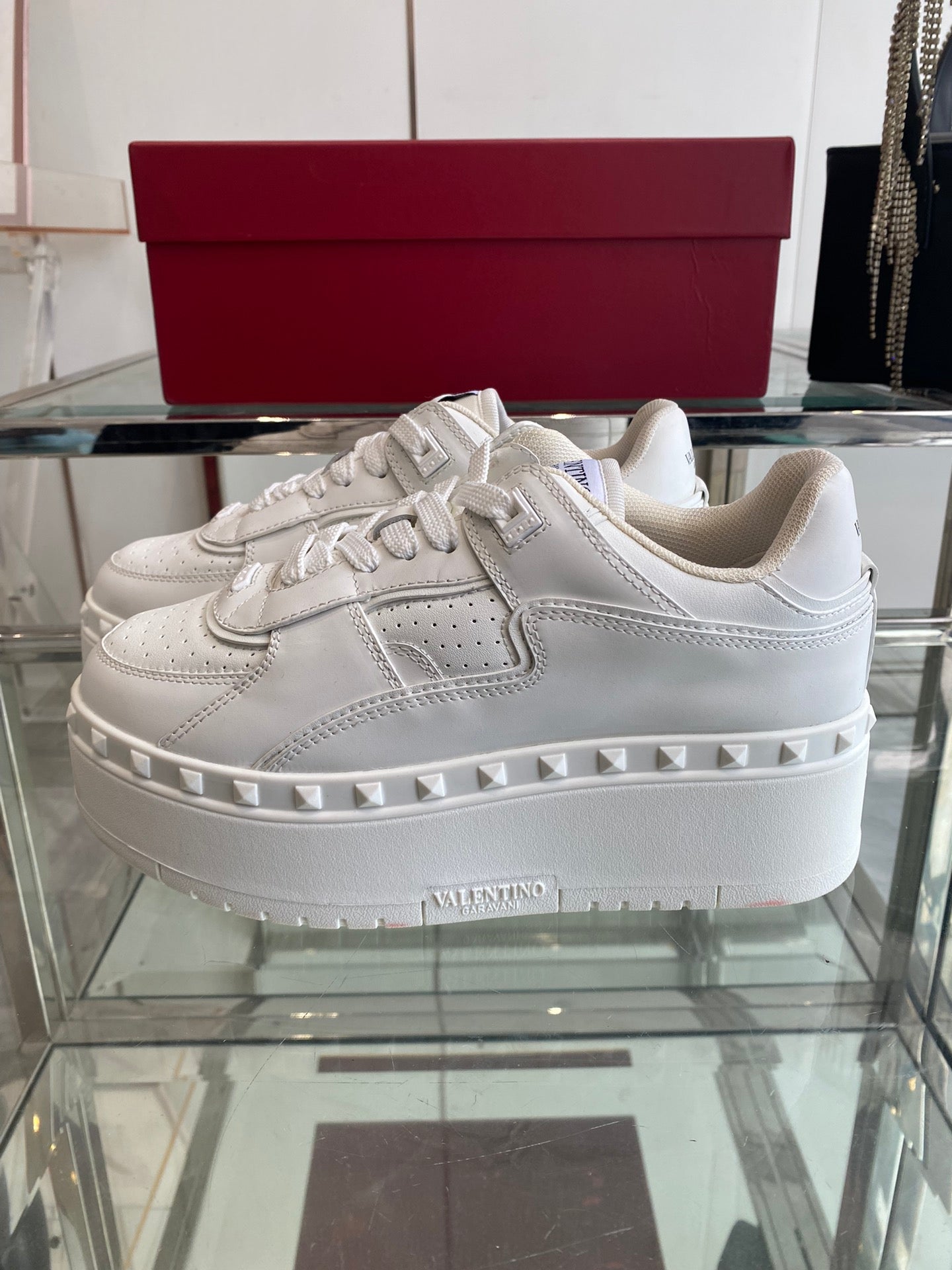 LuxluxHouse Best Quality Valentino Women Shoes