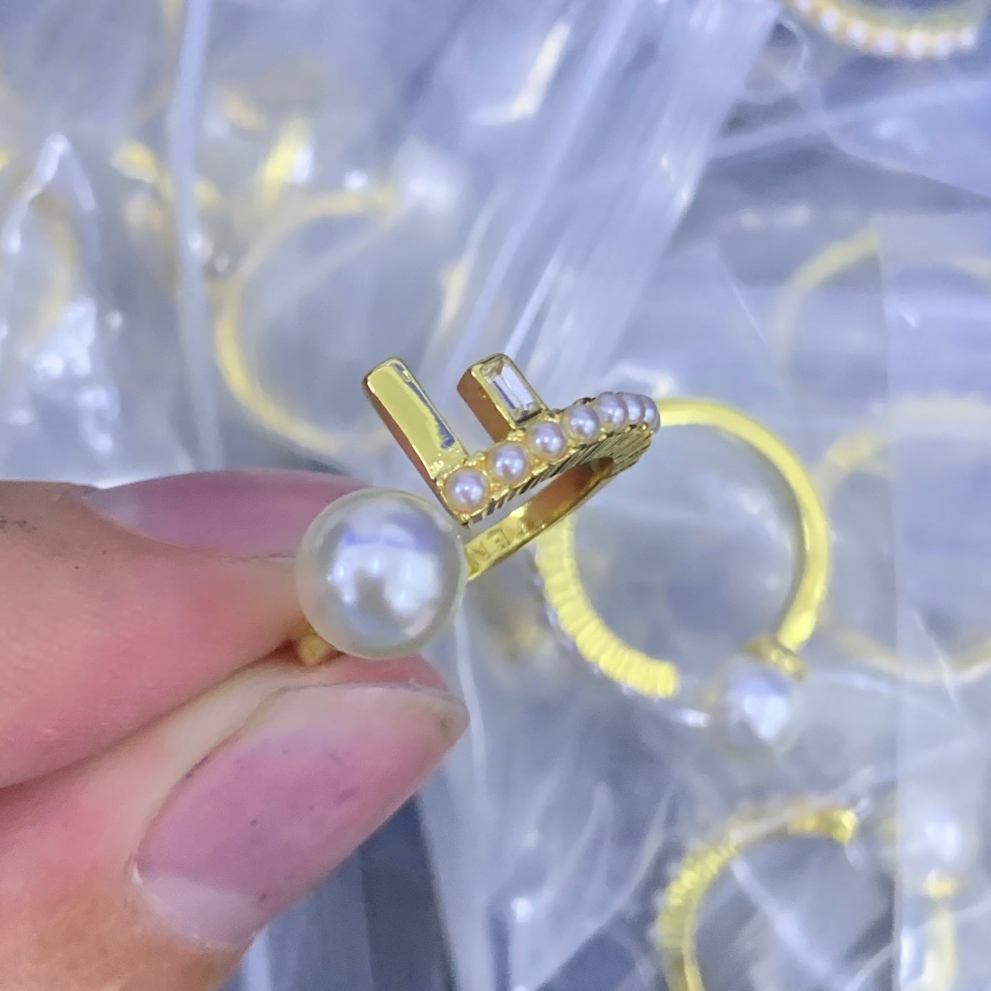 LuxluxHouse Low Price And High Quality Accessories Fendi