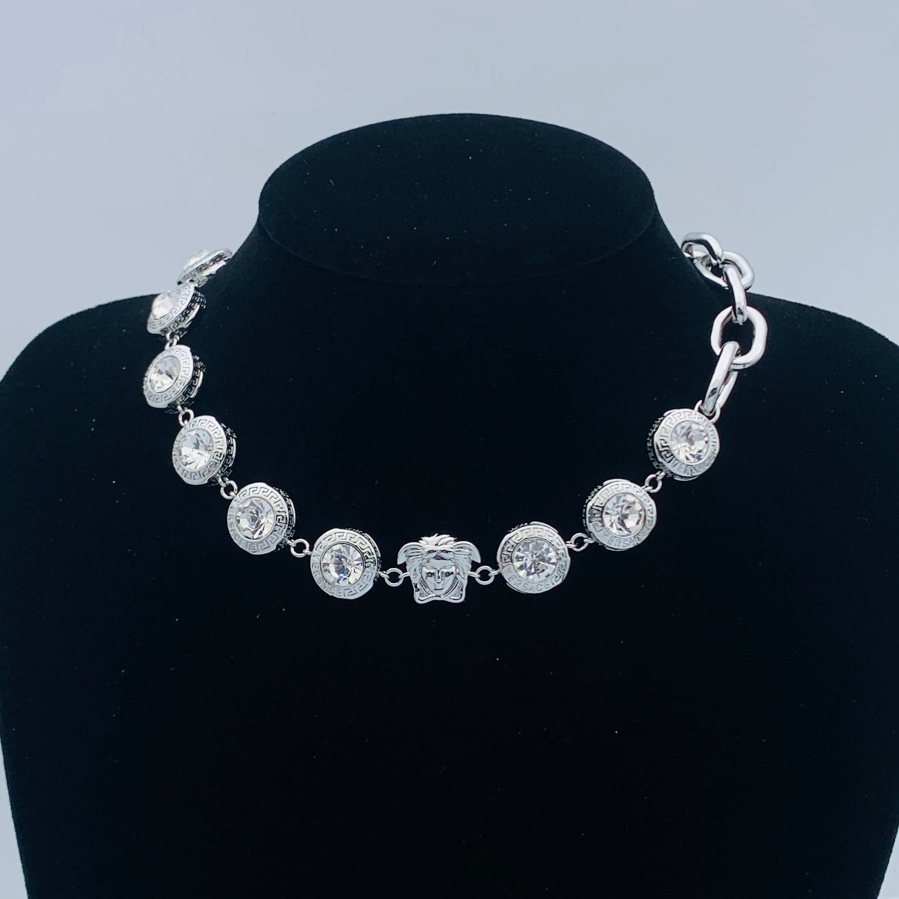 LuxluxHouse Low Price And High Quality Accessories Versace