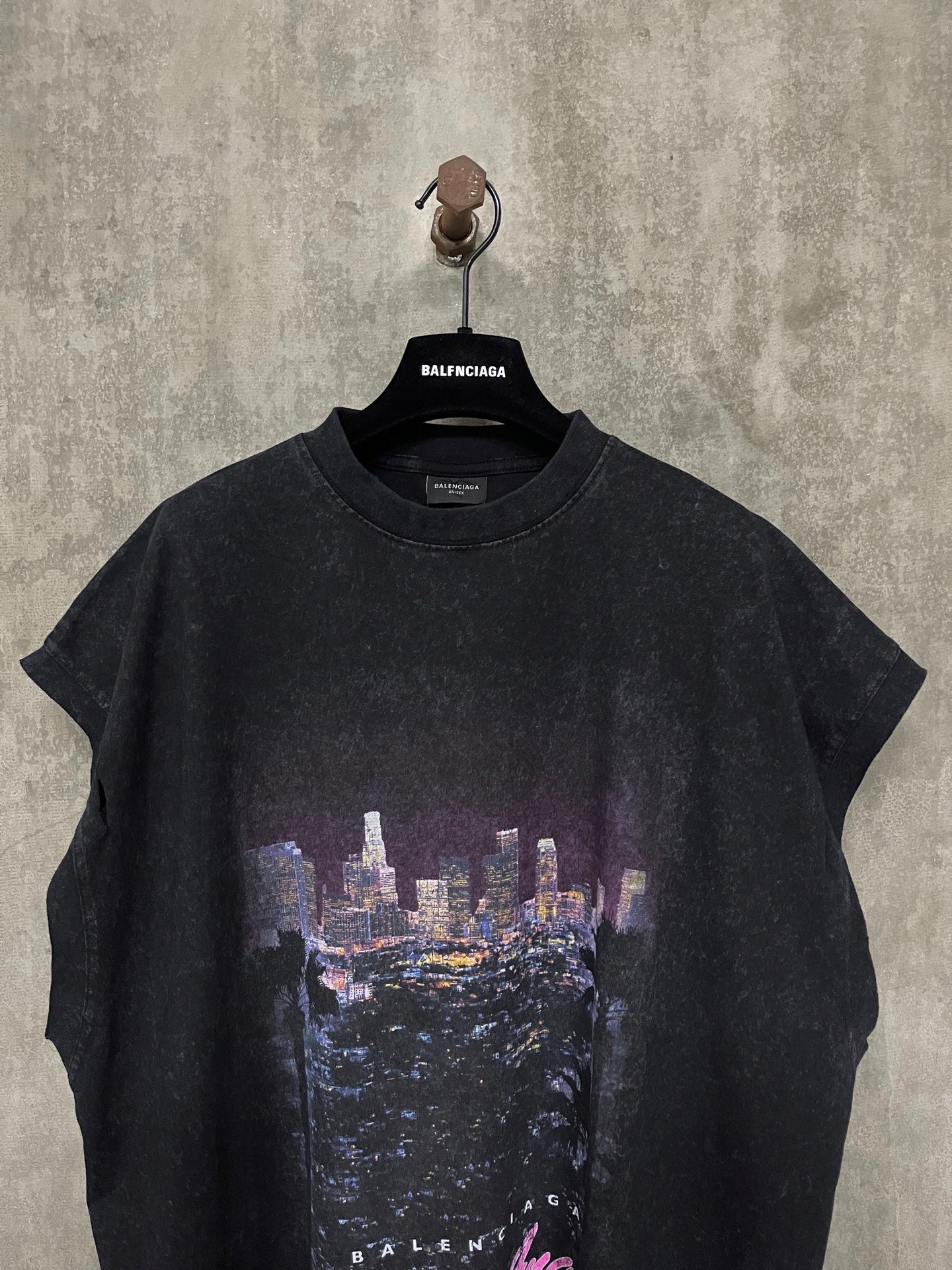 LuxluxHouse Best Quality Clothes Balenciaga T-shirt