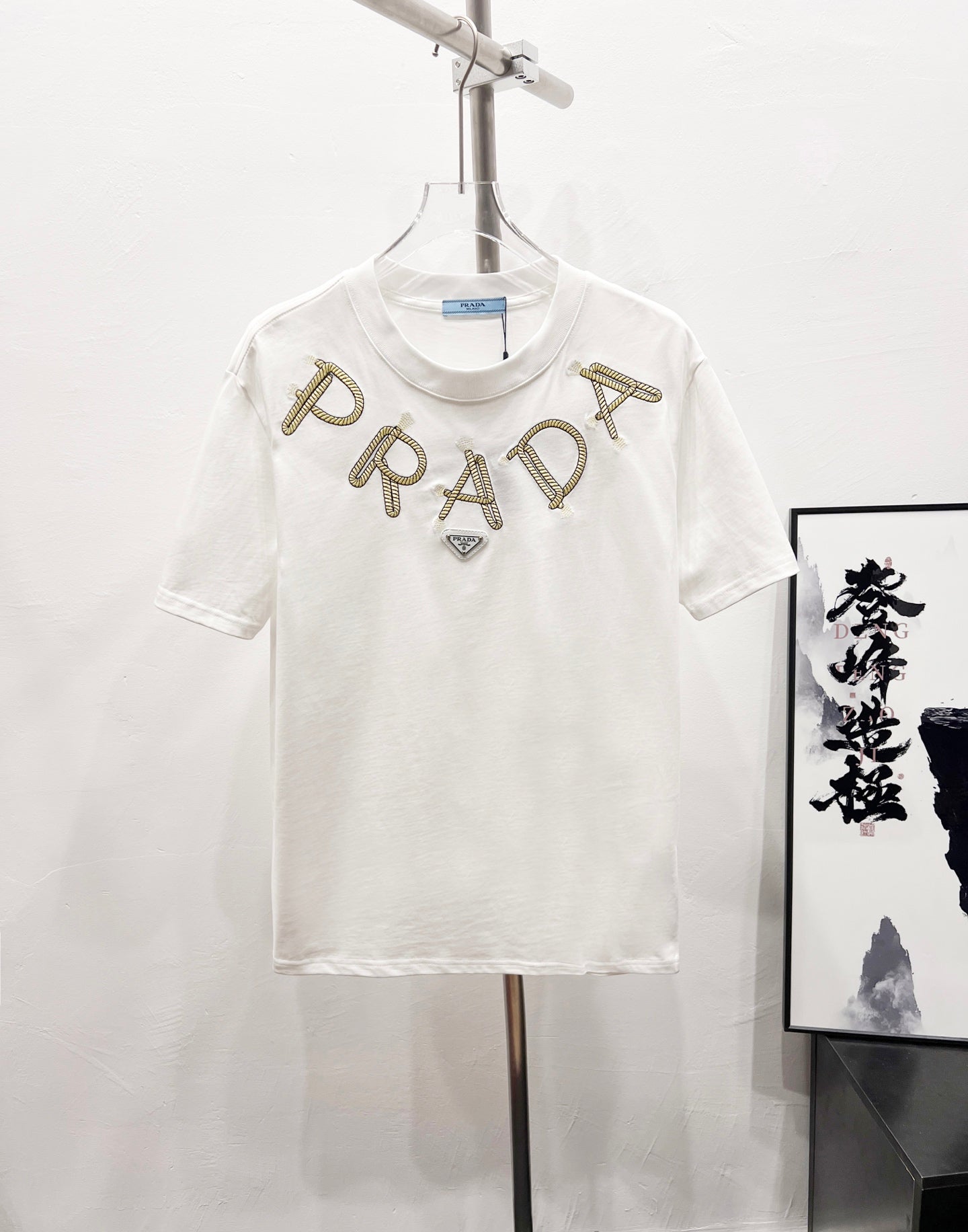 LuxluxHouse Best Quality Clothes T-shirt Prada