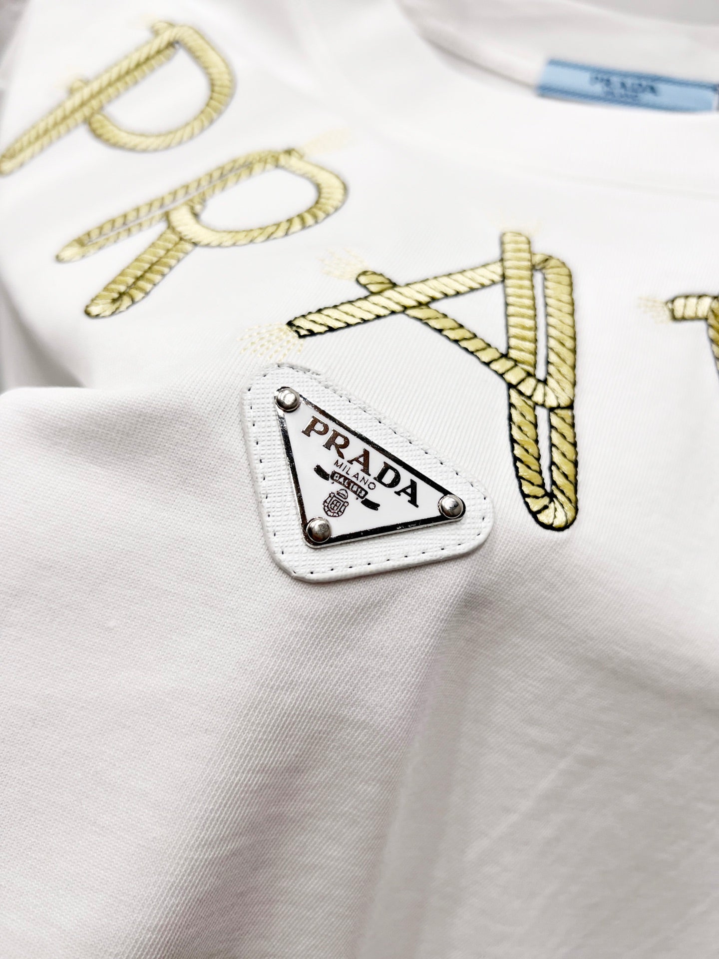 LuxluxHouse Best Quality Clothes T-shirt Prada