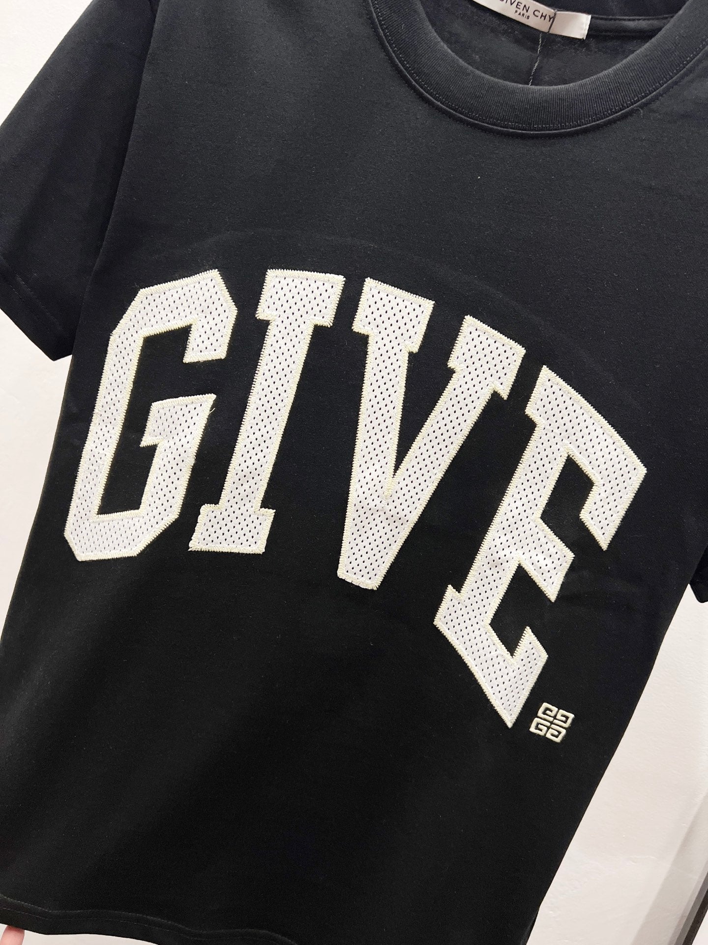 LuxluxHouse Best Quality Clothes Givenchy T-shirt