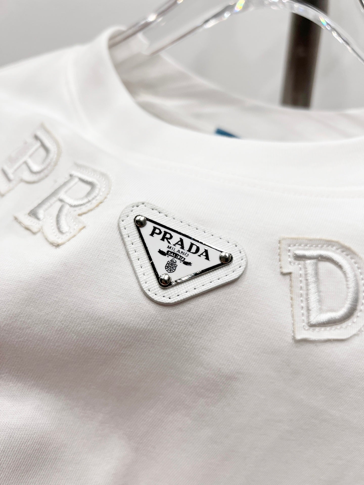 LuxluxHouse Best Quality Clothes T-shirt Prada