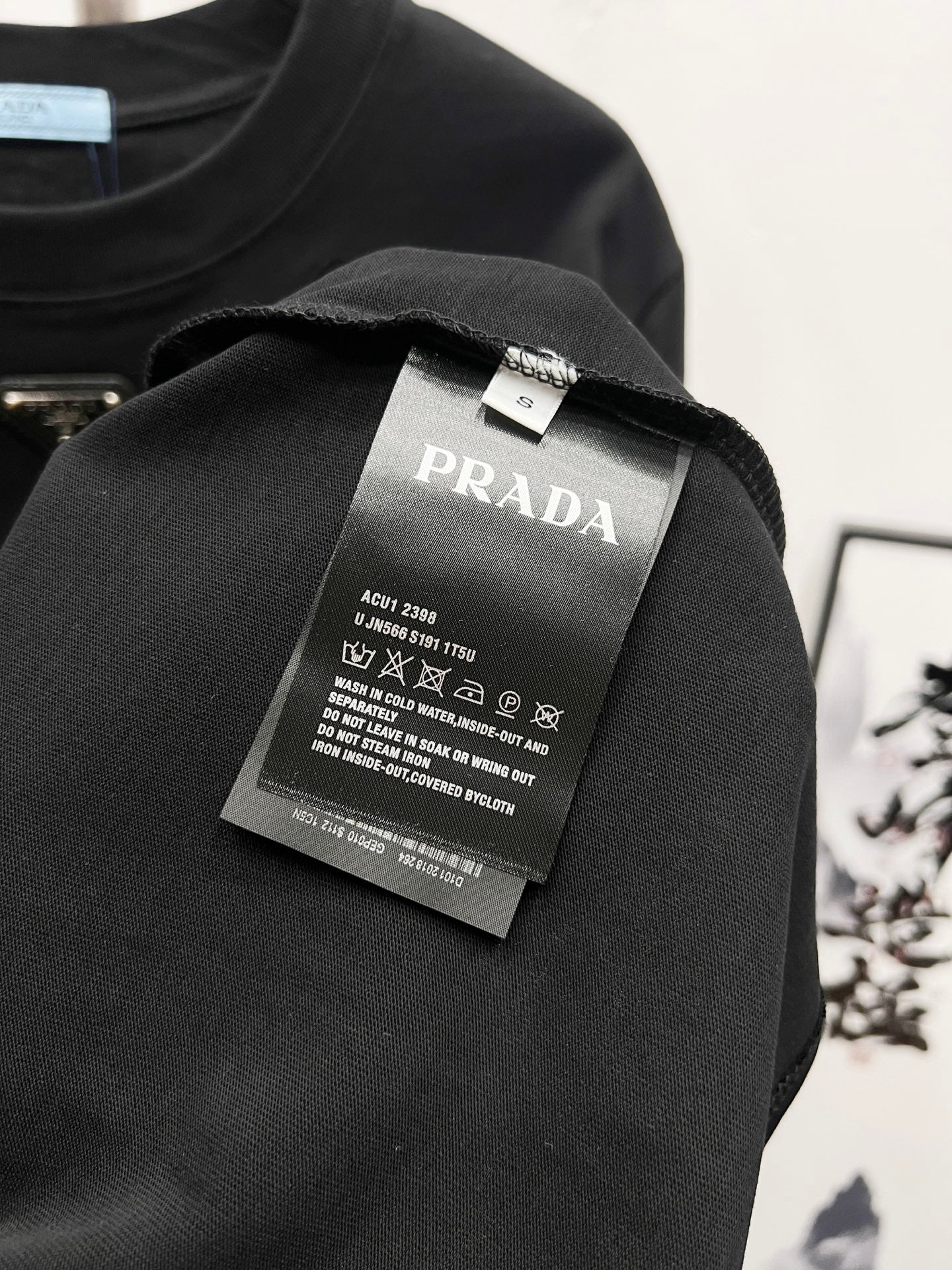 LuxluxHouse Best Quality Clothes T-shirt Prada