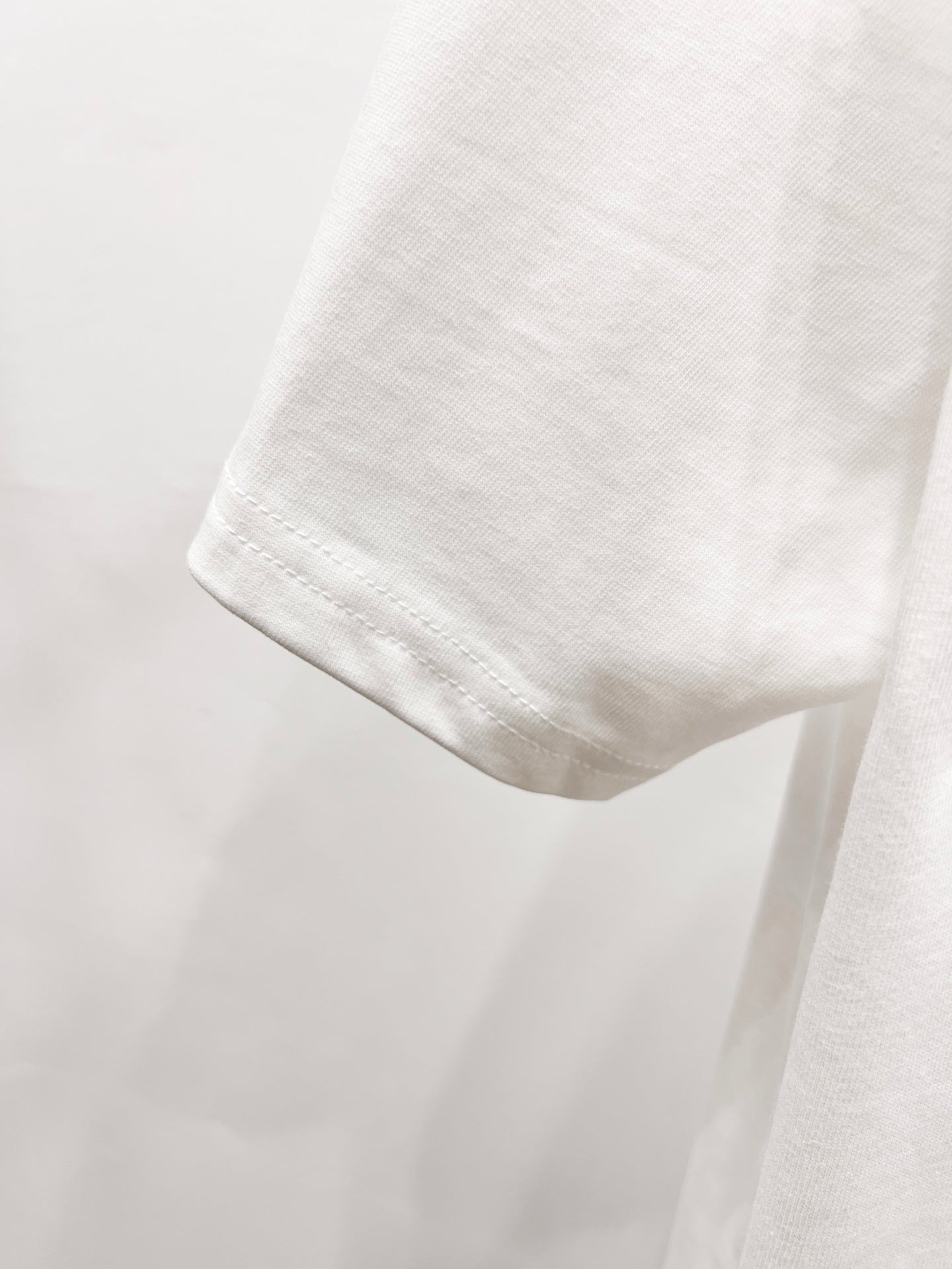 LuxluxHouse Best Quality Clothes T-shirt Prada