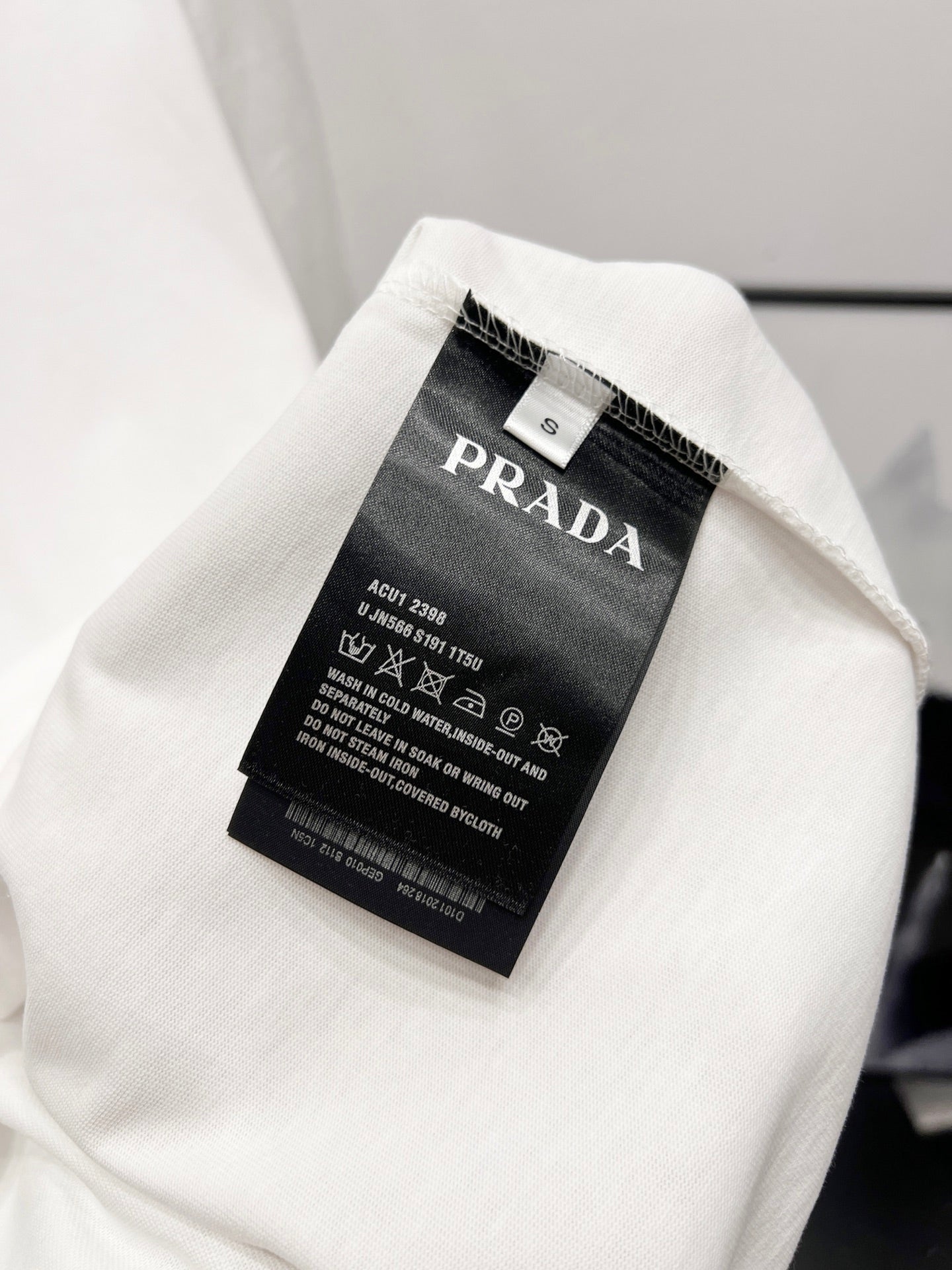 LuxluxHouse Best Quality Clothes T-shirt Prada