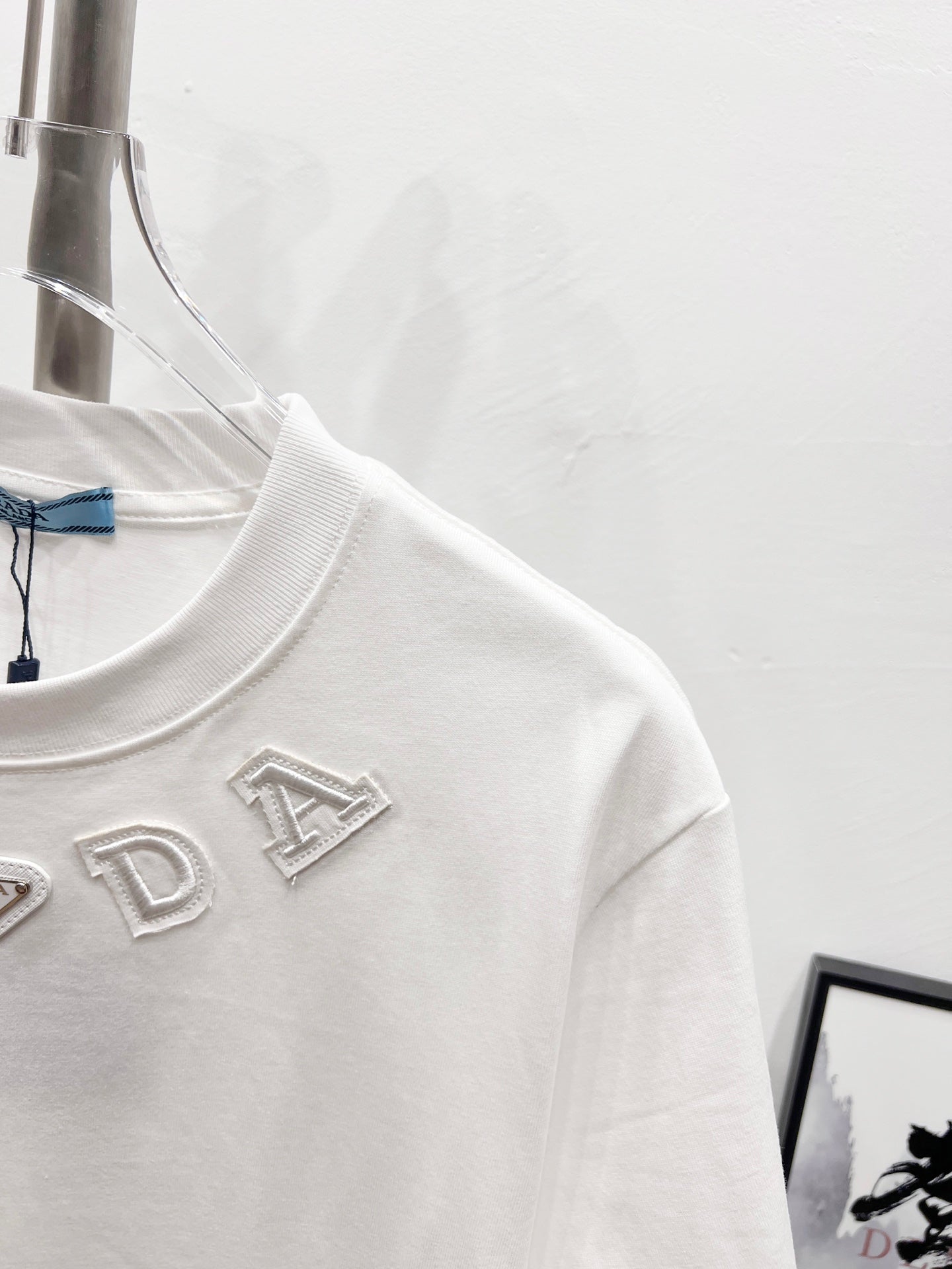 LuxluxHouse Best Quality Clothes T-shirt Prada