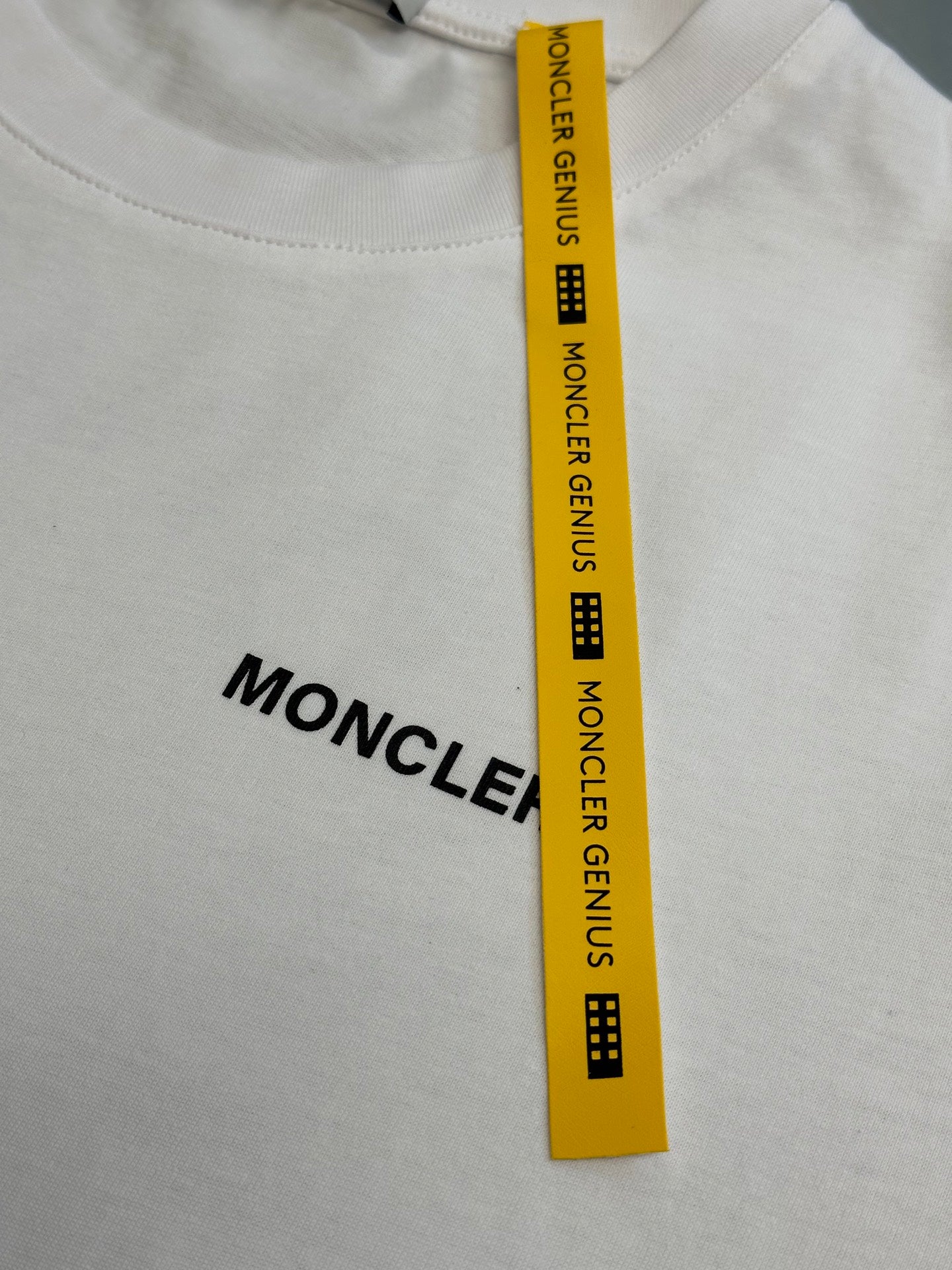 LuxluxHouse Best Quality Clothes T-shirt Moncler
