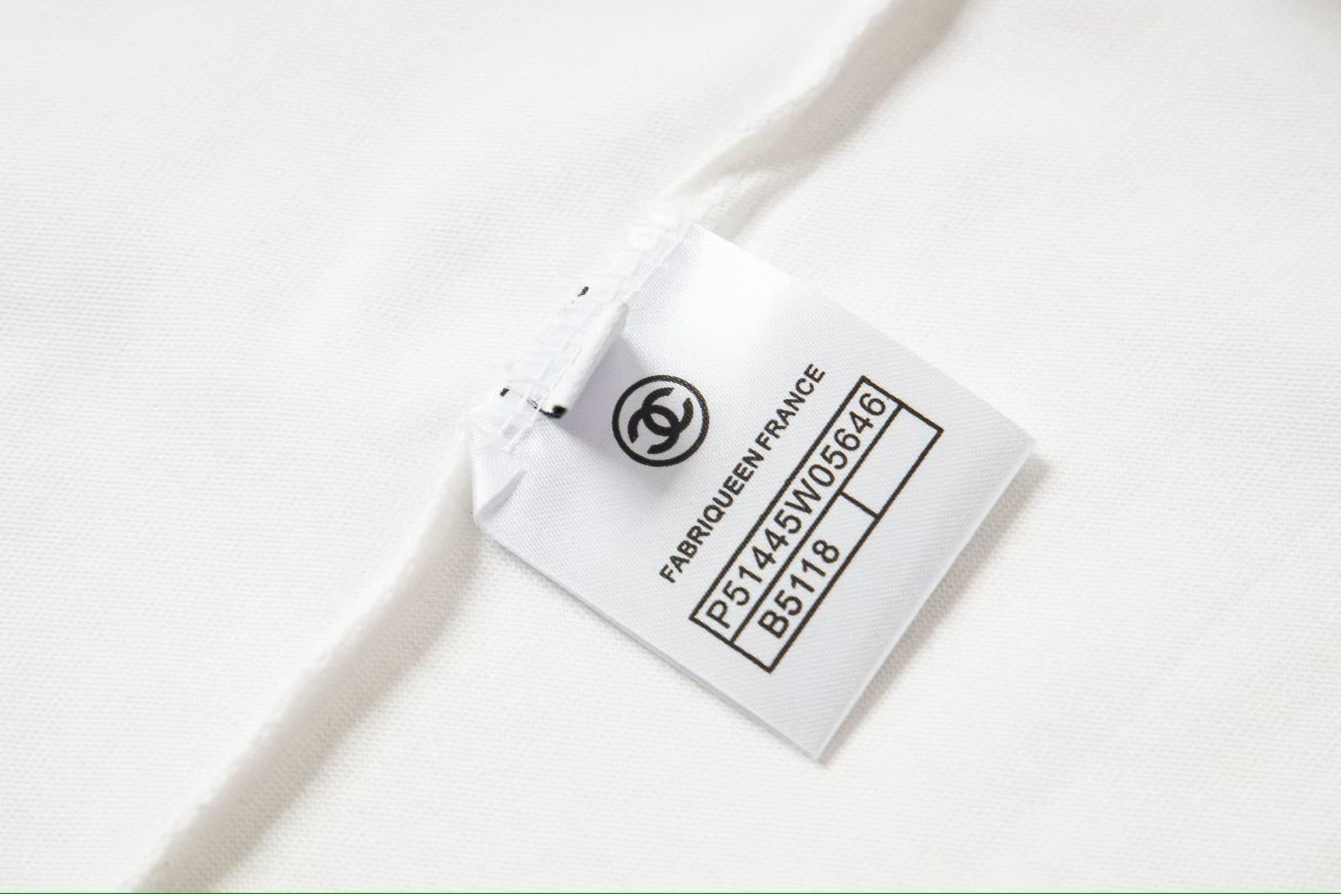 LuxluxHouse Best Quality Clothes T-shirt Chanel & Maison Margiela