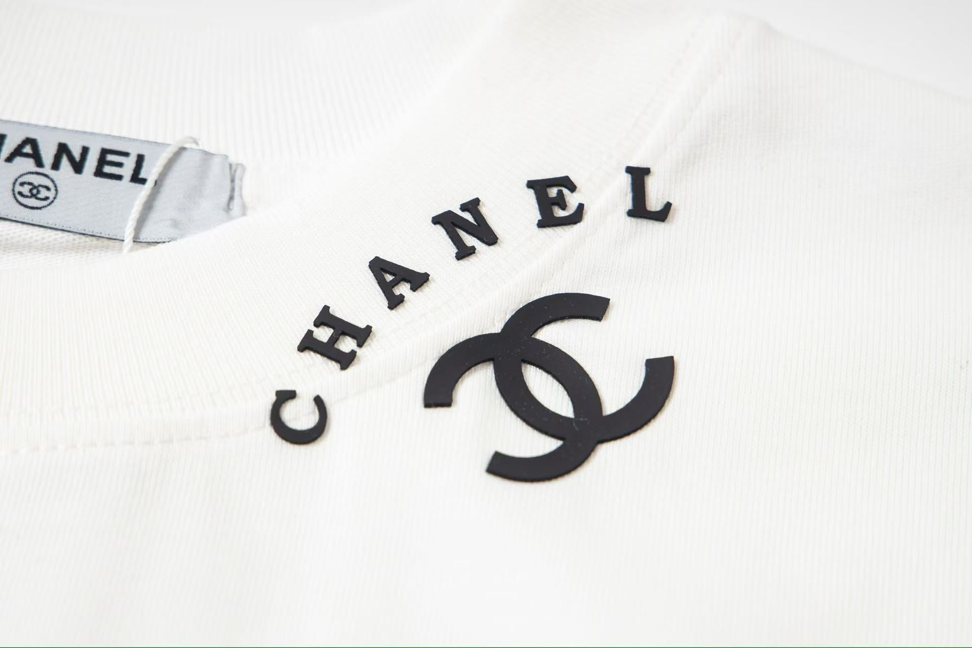 LuxluxHouse Best Quality Clothes T-shirt Chanel & Maison Margiela