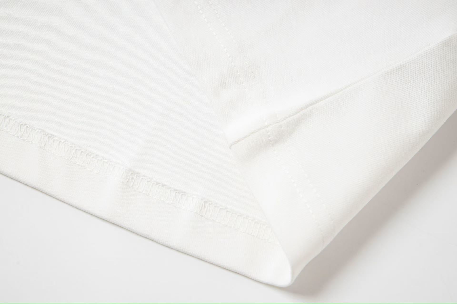 LuxluxHouse Best Quality Clothes T-shirt Celine