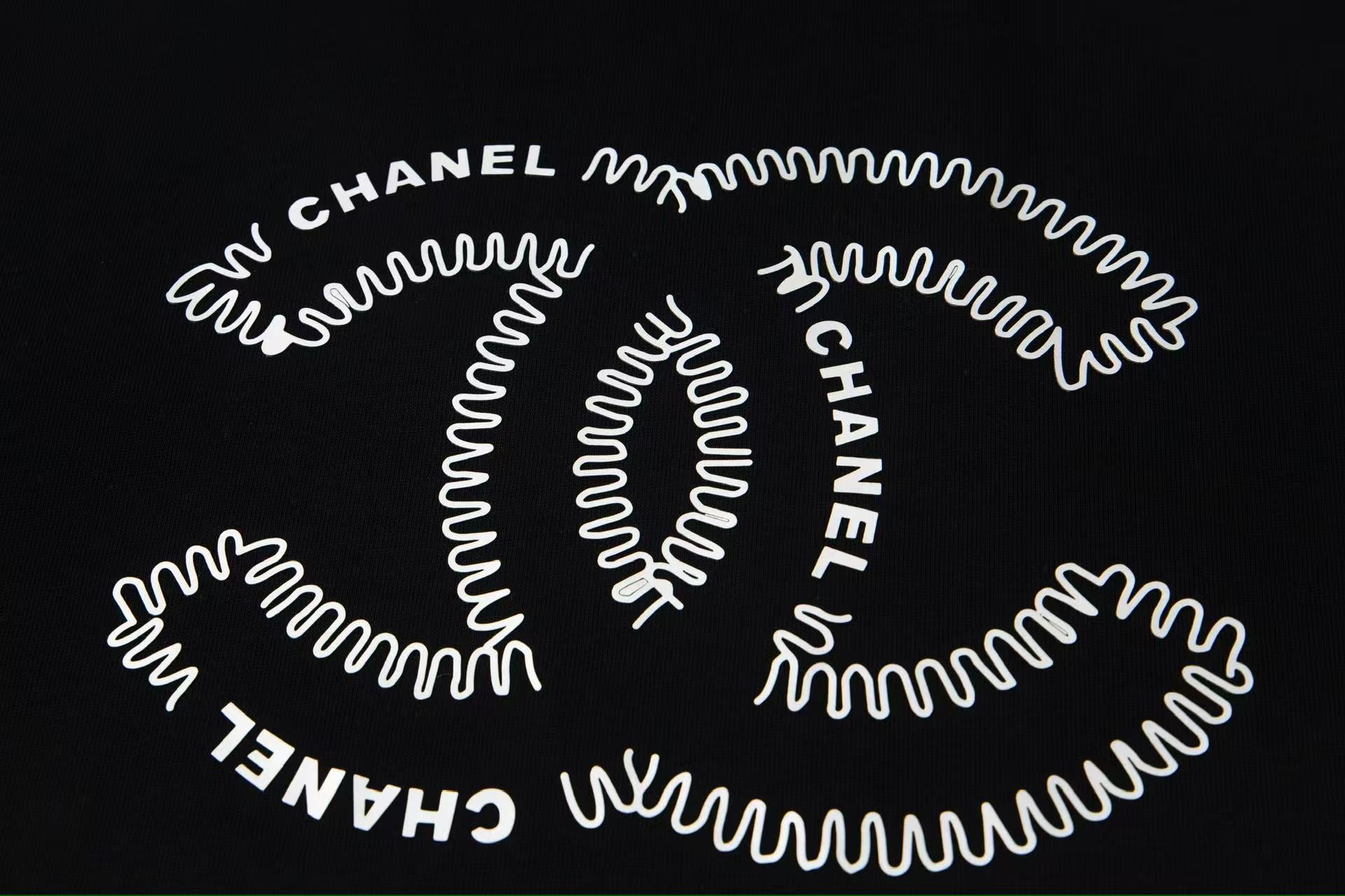 LuxluxHouse Best Quality Clothes T-shirt Chanel & Maison Margiela