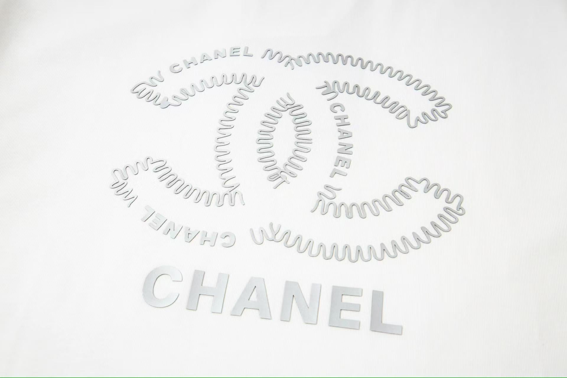LuxluxHouse Best Quality Clothes T-shirt Chanel & Maison Margiela