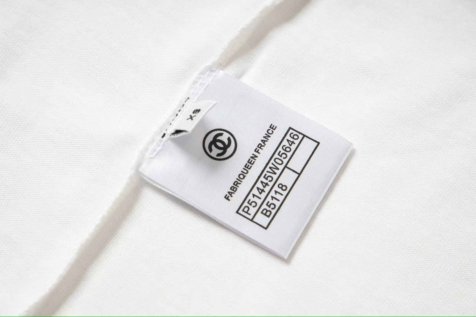 LuxluxHouse Best Quality Clothes T-shirt Chanel & Maison Margiela