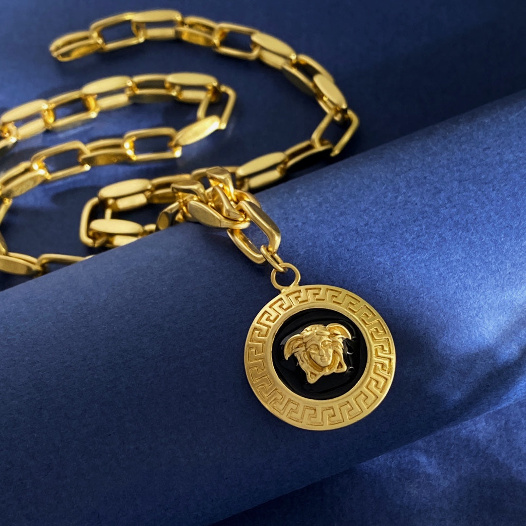 LuxluxHouse Best Quality Accessories Versace