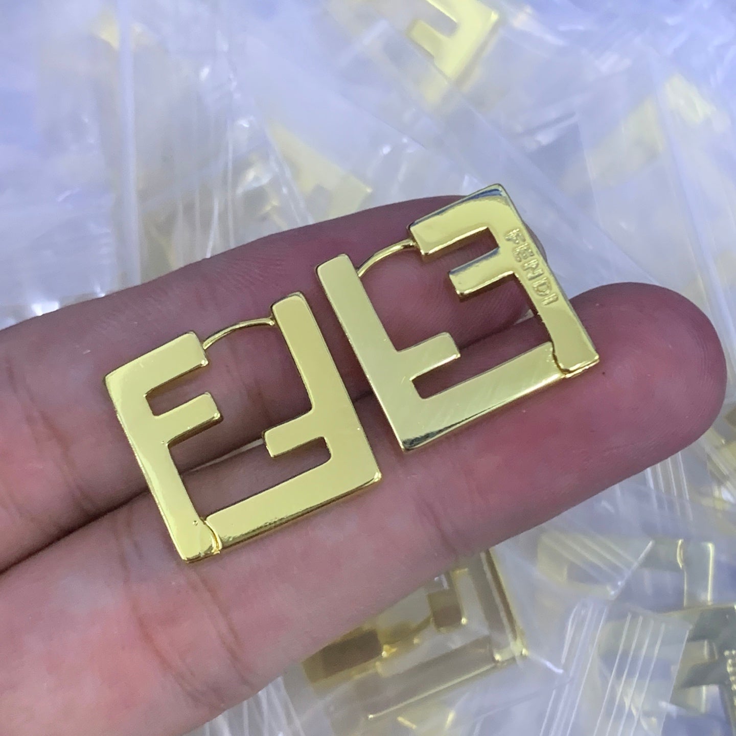 LuxluxHouse Low Price And High Quality Accessories Fendi