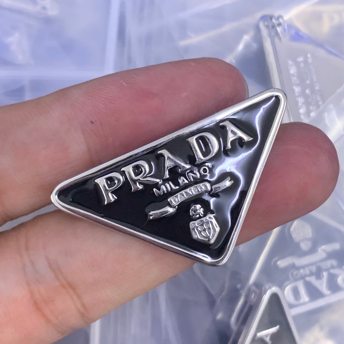 LuxluxHouse Low Price And High Quality Accessories Prada