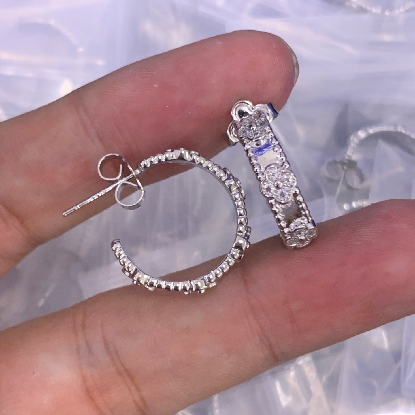 LuxluxHouse Low Price And High Quality Accessories Van Cleef & Arpels