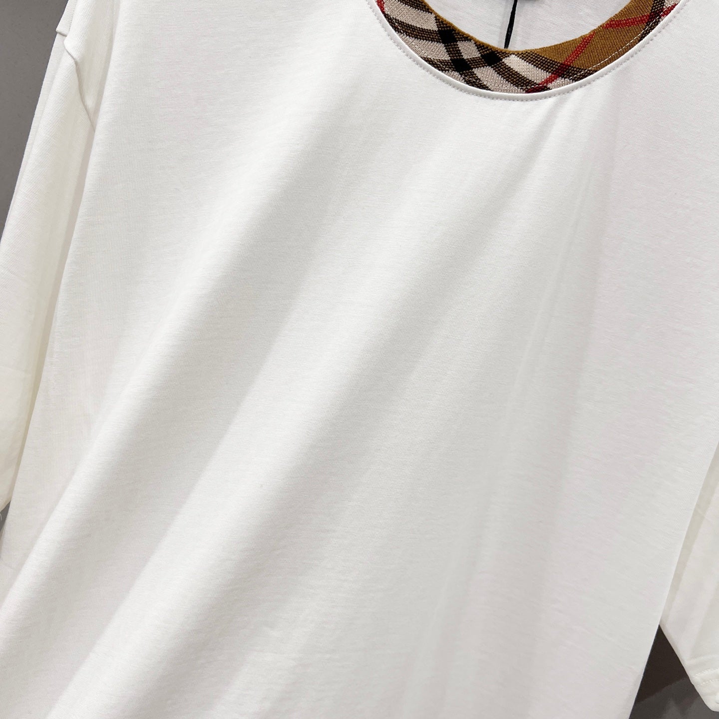 LuxluxHouse Best Quality Clothes Burberry T-shirt