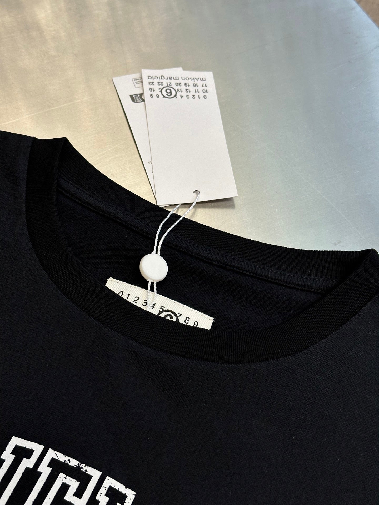 LuxluxHouse Best Quality Clothes T-shirt Chanel & Maison Margiela
