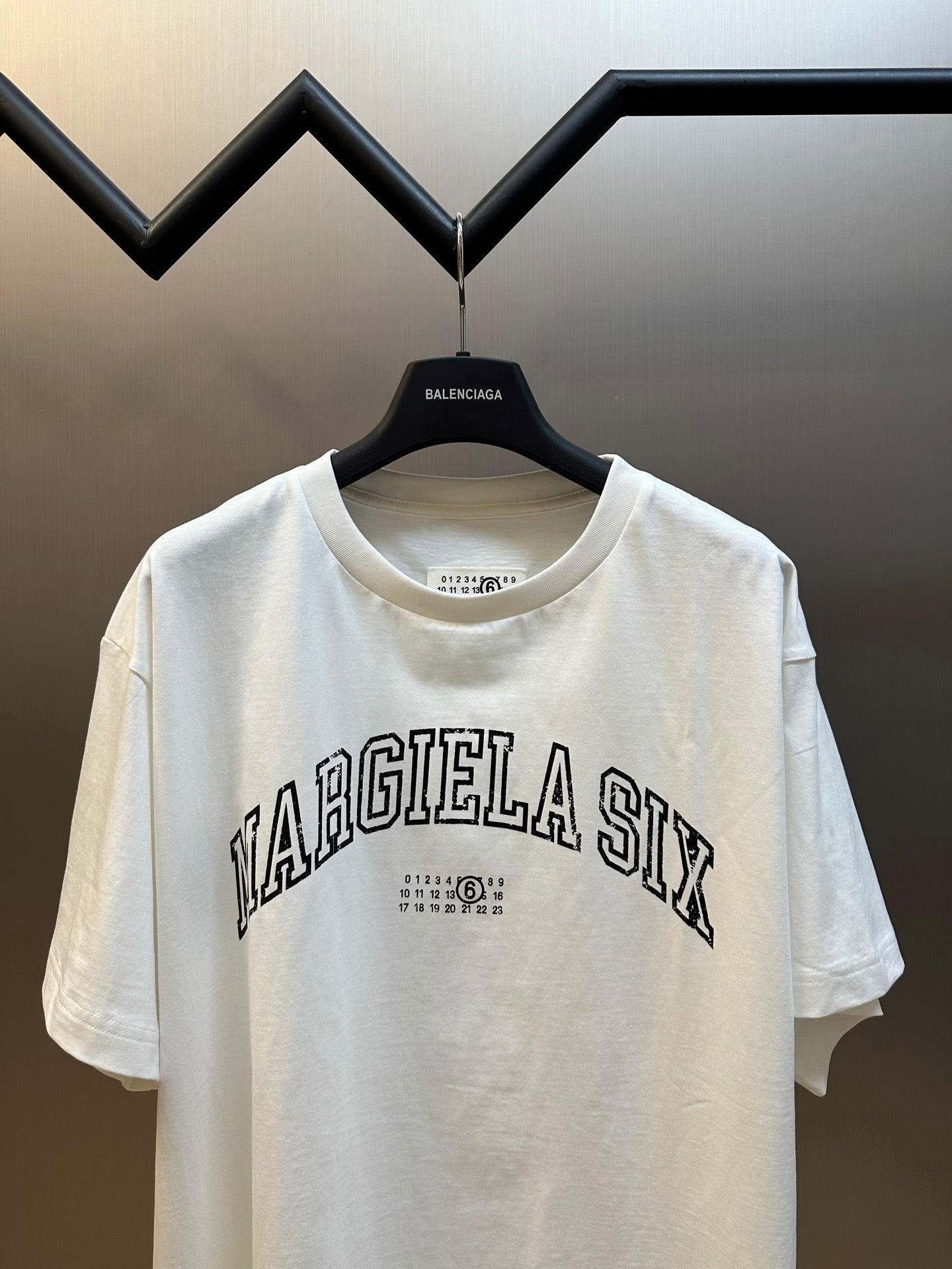 LuxluxHouse Best Quality Clothes T-shirt Chanel & Maison Margiela