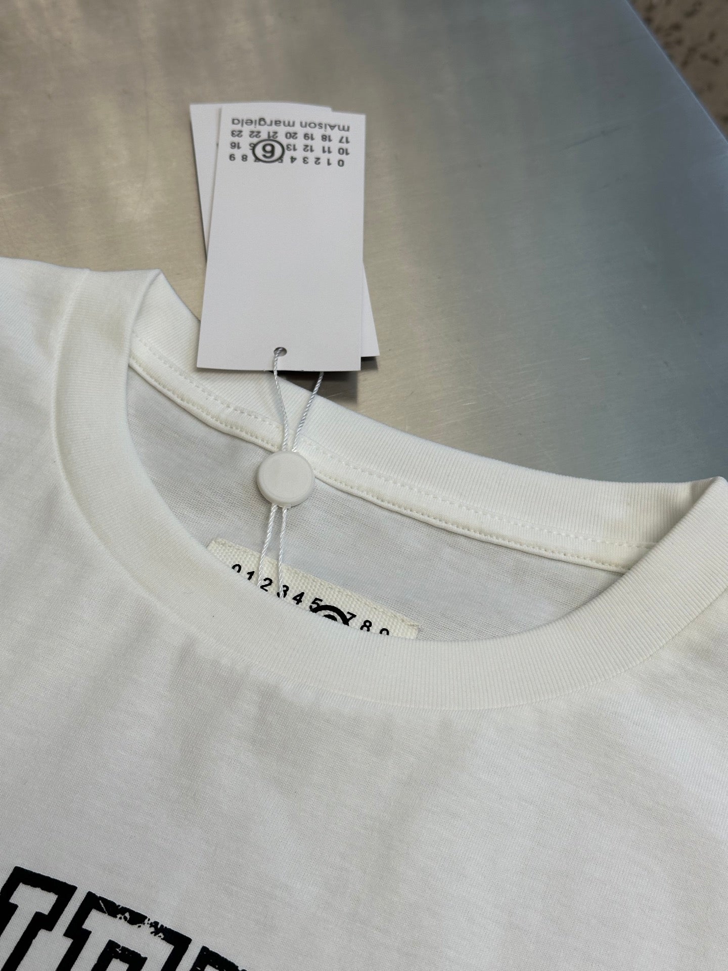 LuxluxHouse Best Quality Clothes T-shirt Chanel & Maison Margiela