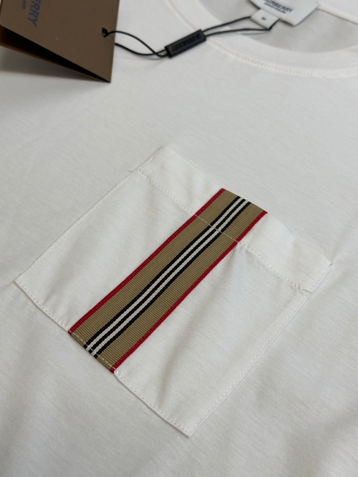 LuxluxHouse Best Quality Clothes Burberry T-shirt