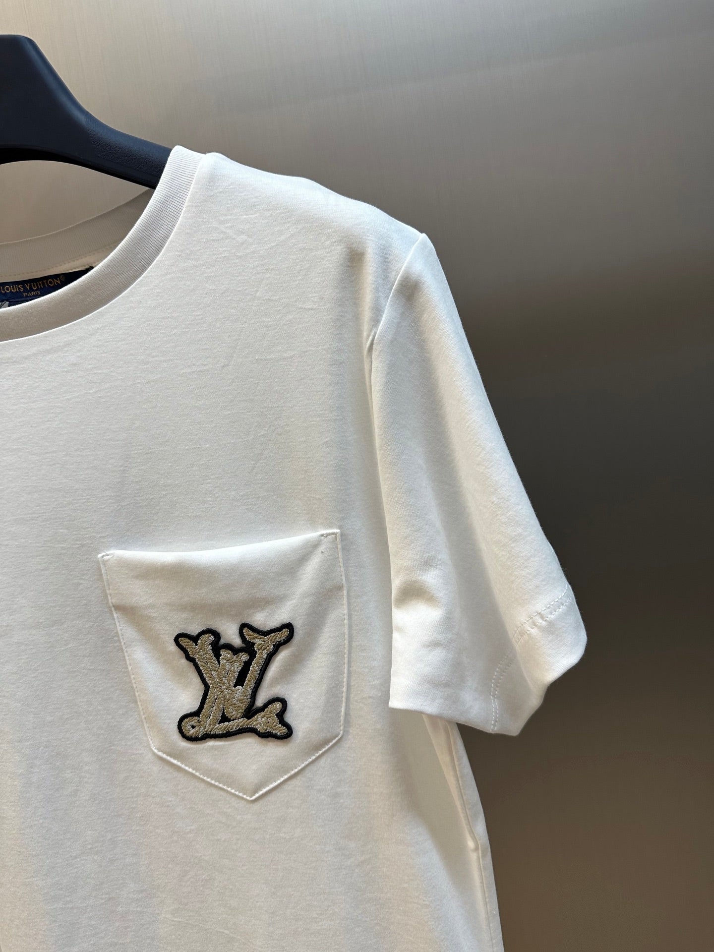 LuxluxHouse Best Quality Clothes T-shirt Louis Vuitton