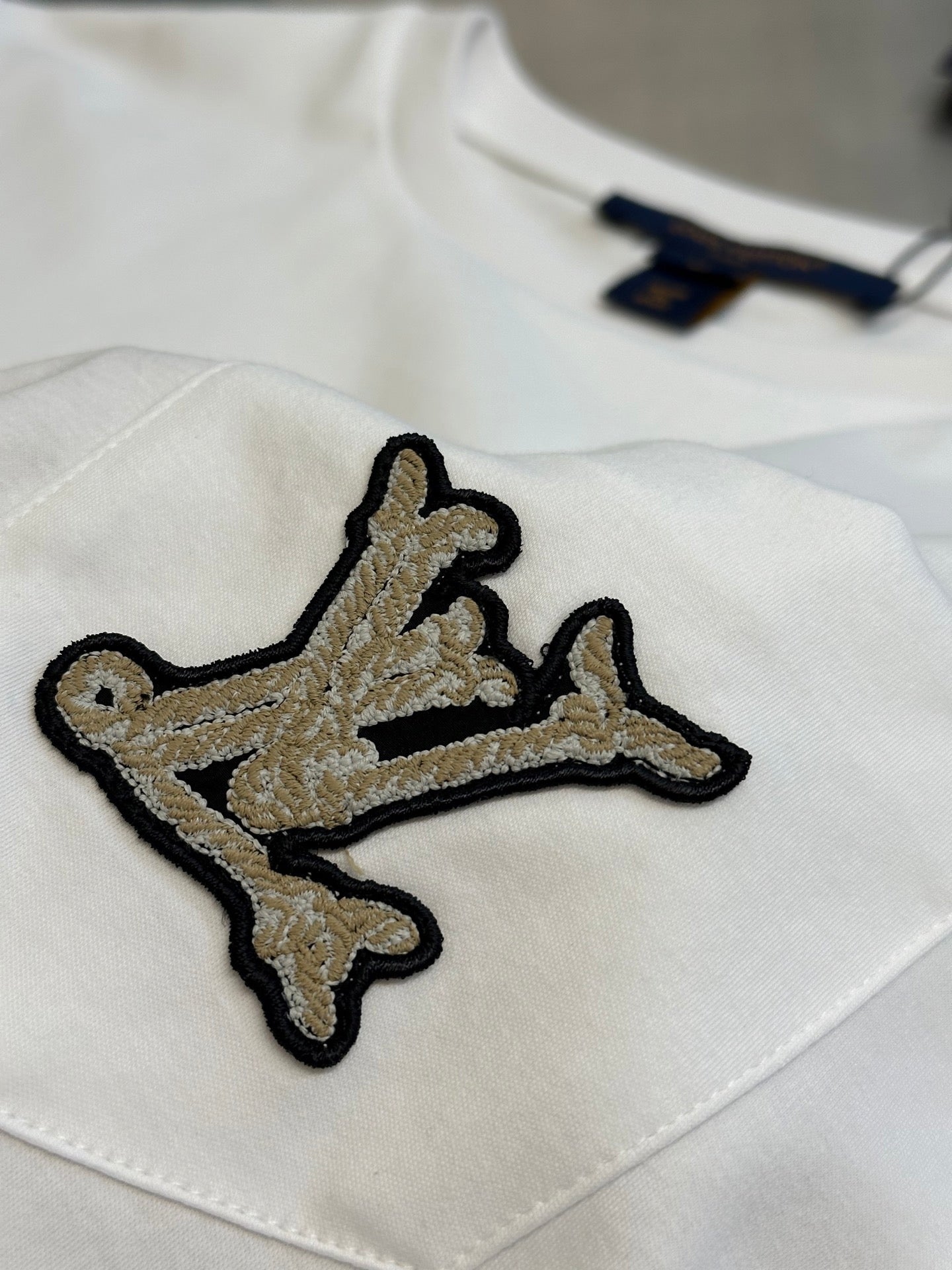 LuxluxHouse Best Quality Clothes T-shirt Louis Vuitton