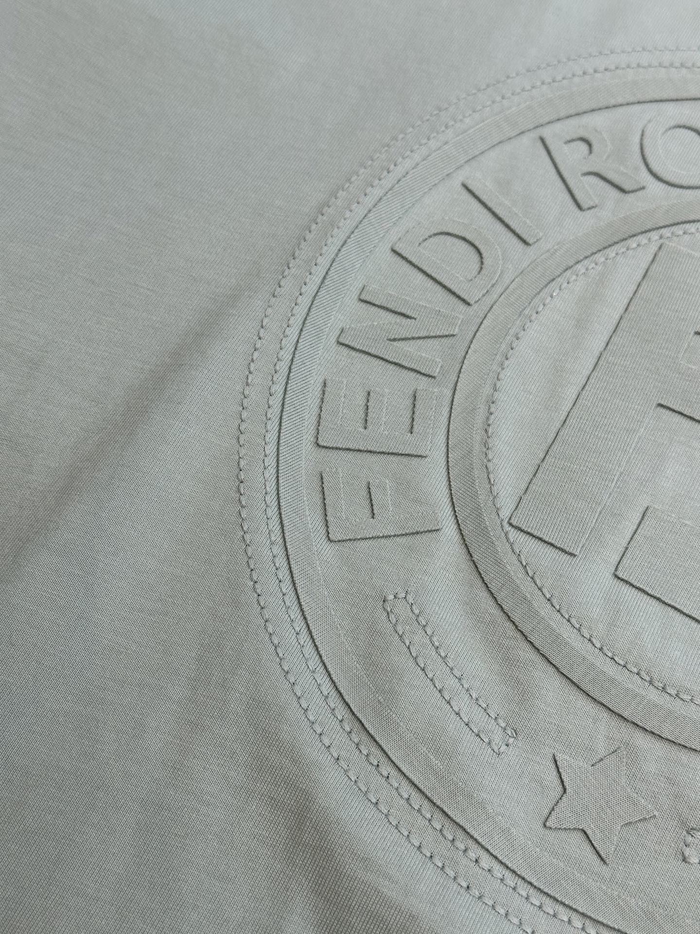 LuxluxHouse Best Quality Clothes Fendi T-shirt
