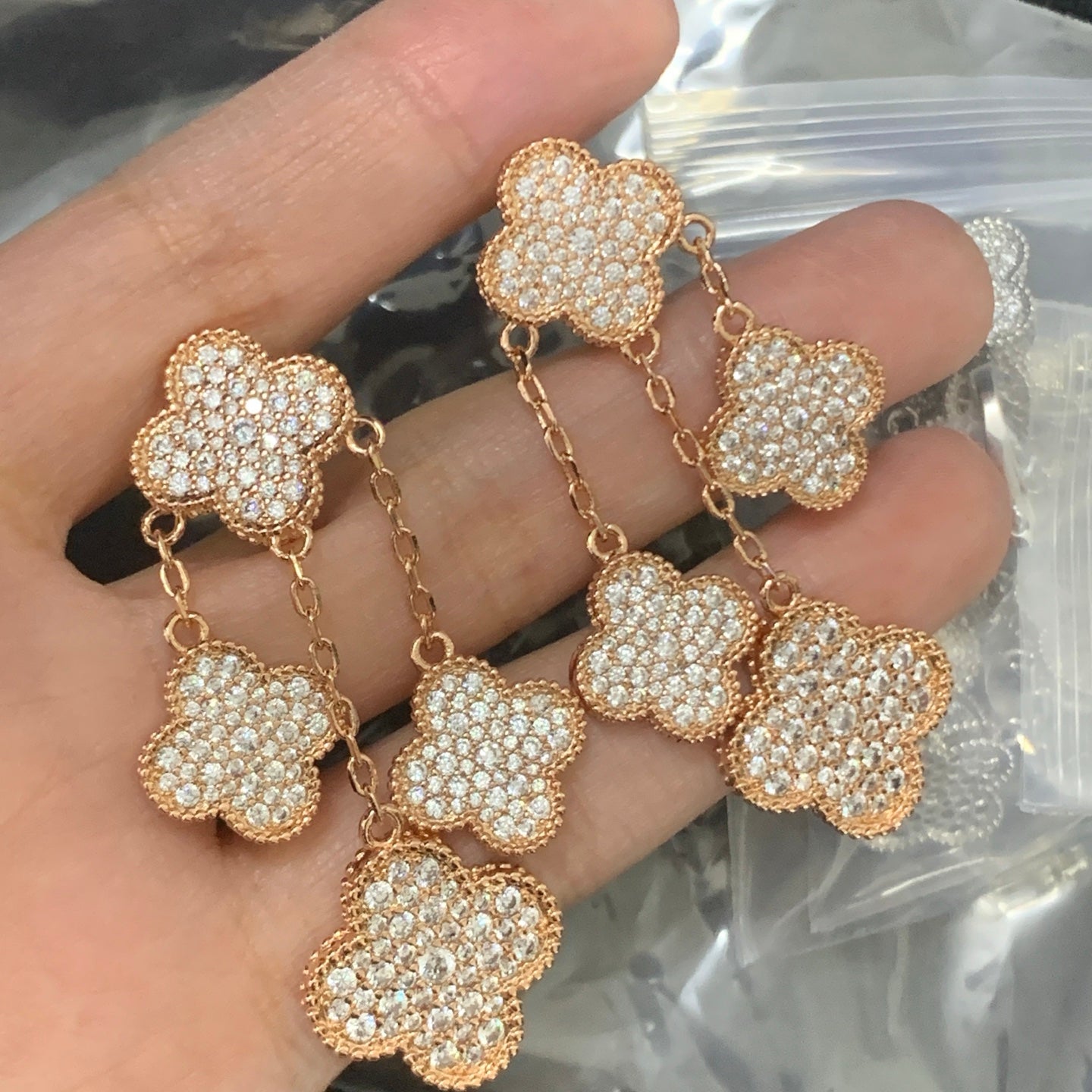 LuxluxHouse Low Price And High Quality Accessories Van Cleef & Arpels