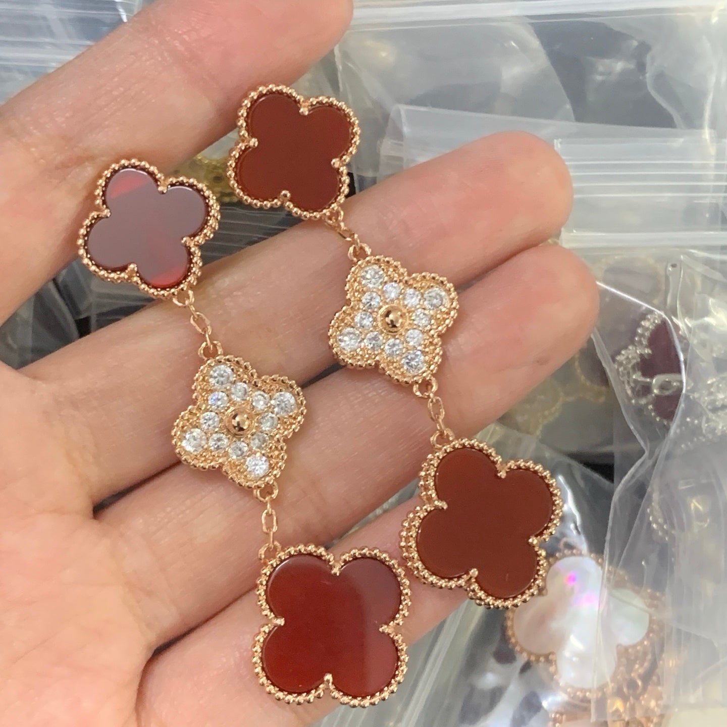 LuxluxHouse Low Price And High Quality Accessories Van Cleef & Arpels