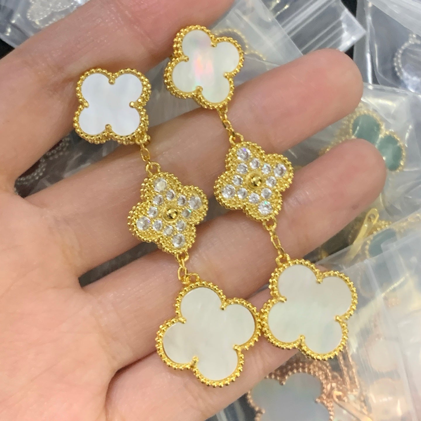 LuxluxHouse Low Price And High Quality Accessories Van Cleef & Arpels