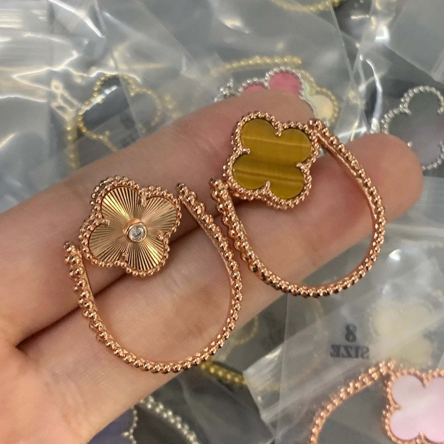 LuxluxHouse Low Price And High Quality Accessories Van Cleef & Arpels