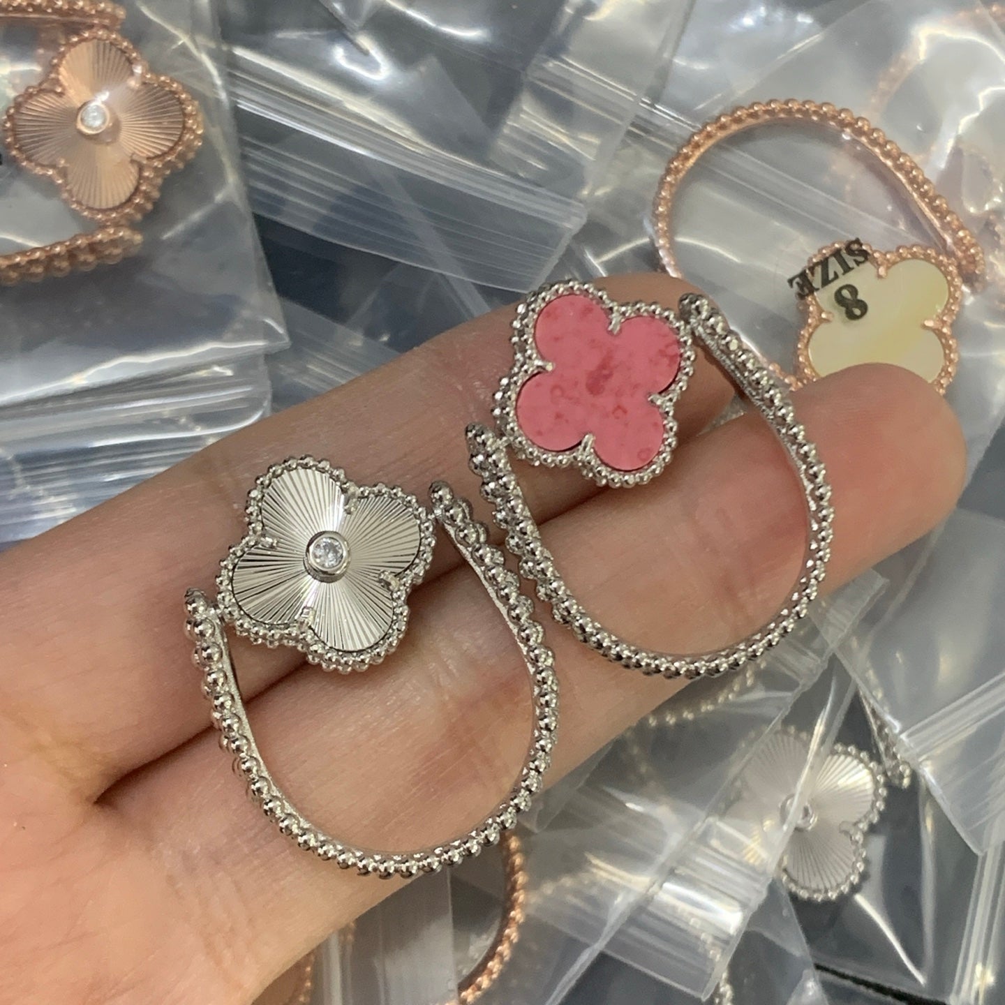 LuxluxHouse Low Price And High Quality Accessories Van Cleef & Arpels