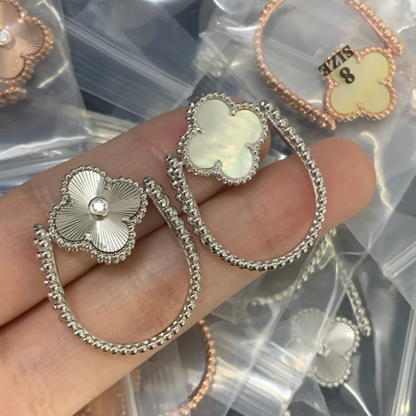 LuxluxHouse Low Price And High Quality Accessories Van Cleef & Arpels
