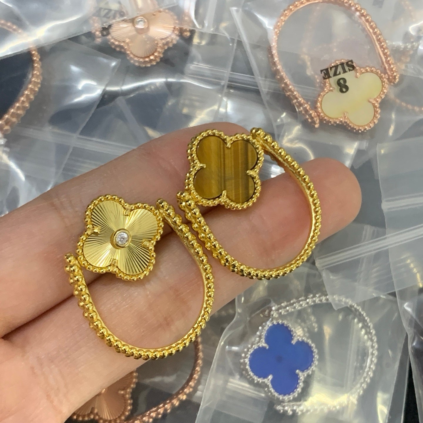 LuxluxHouse Low Price And High Quality Accessories Van Cleef & Arpels