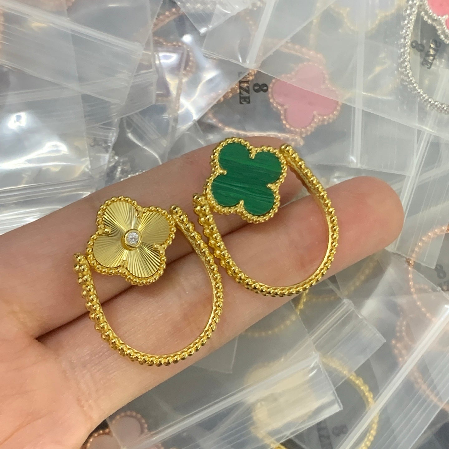 LuxluxHouse Low Price And High Quality Accessories Van Cleef & Arpels