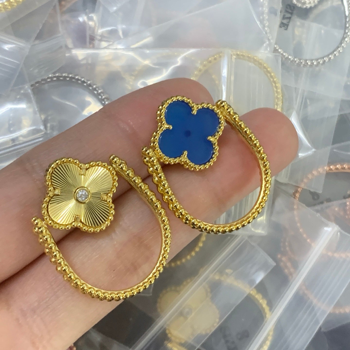 LuxluxHouse Low Price And High Quality Accessories Van Cleef & Arpels