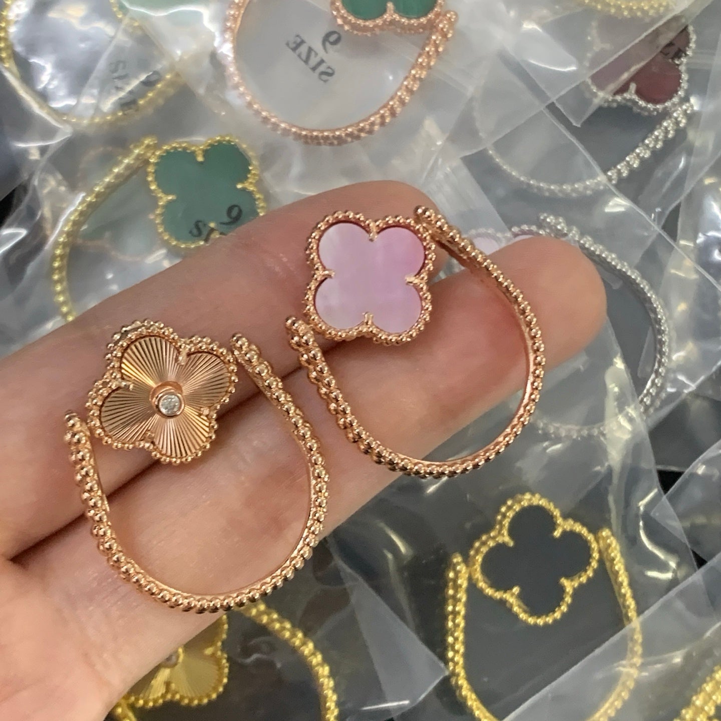 LuxluxHouse Low Price And High Quality Accessories Van Cleef & Arpels