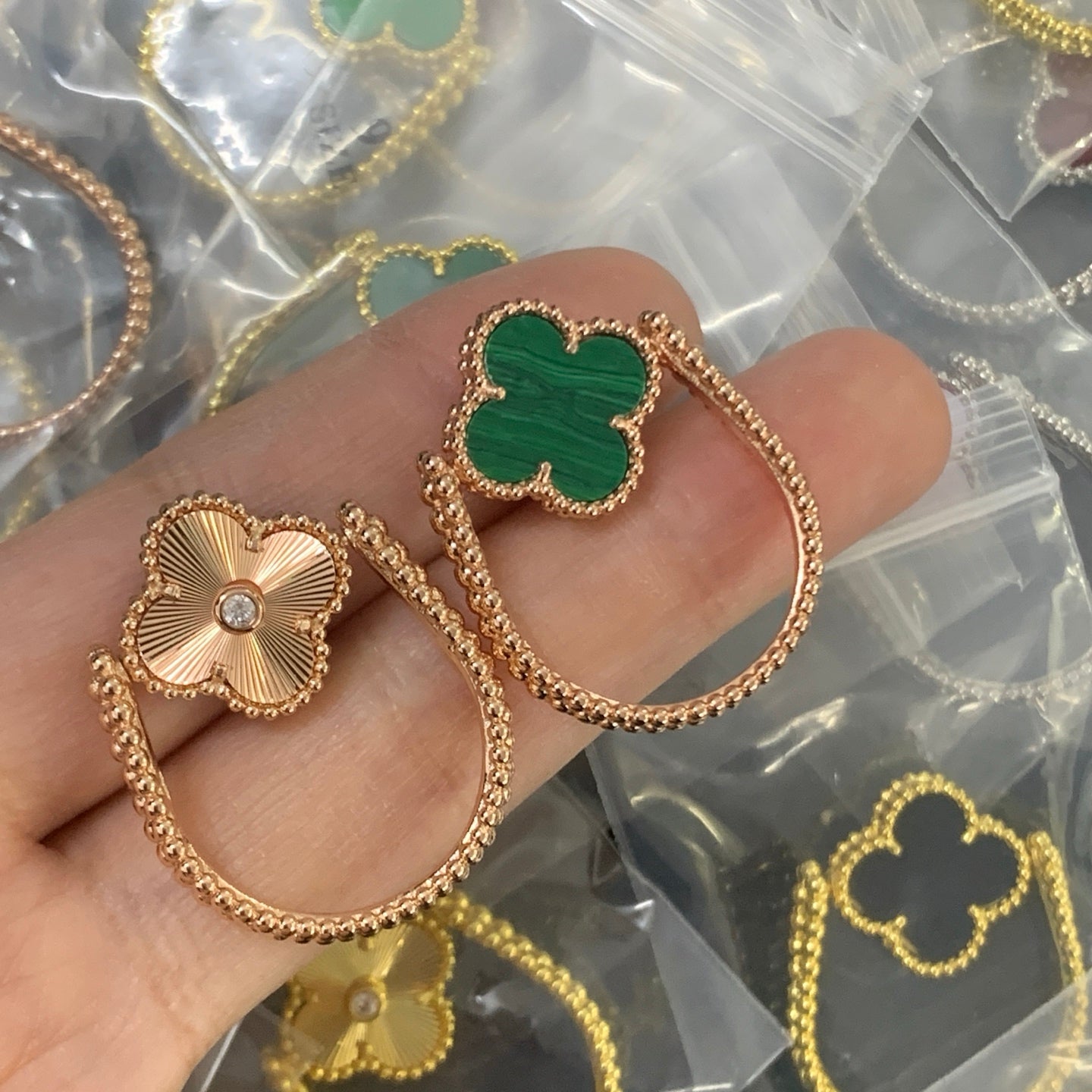 LuxluxHouse Low Price And High Quality Accessories Van Cleef & Arpels