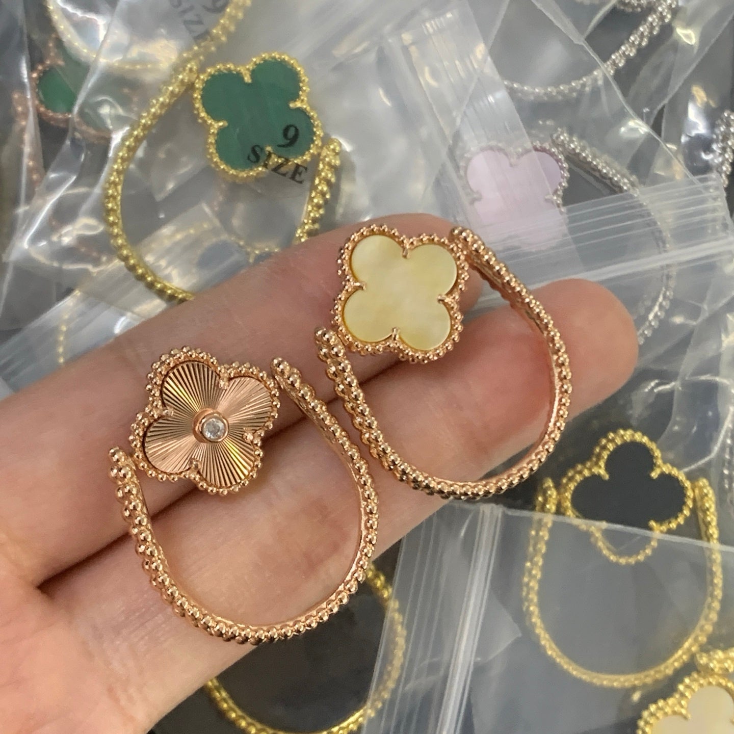 LuxluxHouse Low Price And High Quality Accessories Van Cleef & Arpels