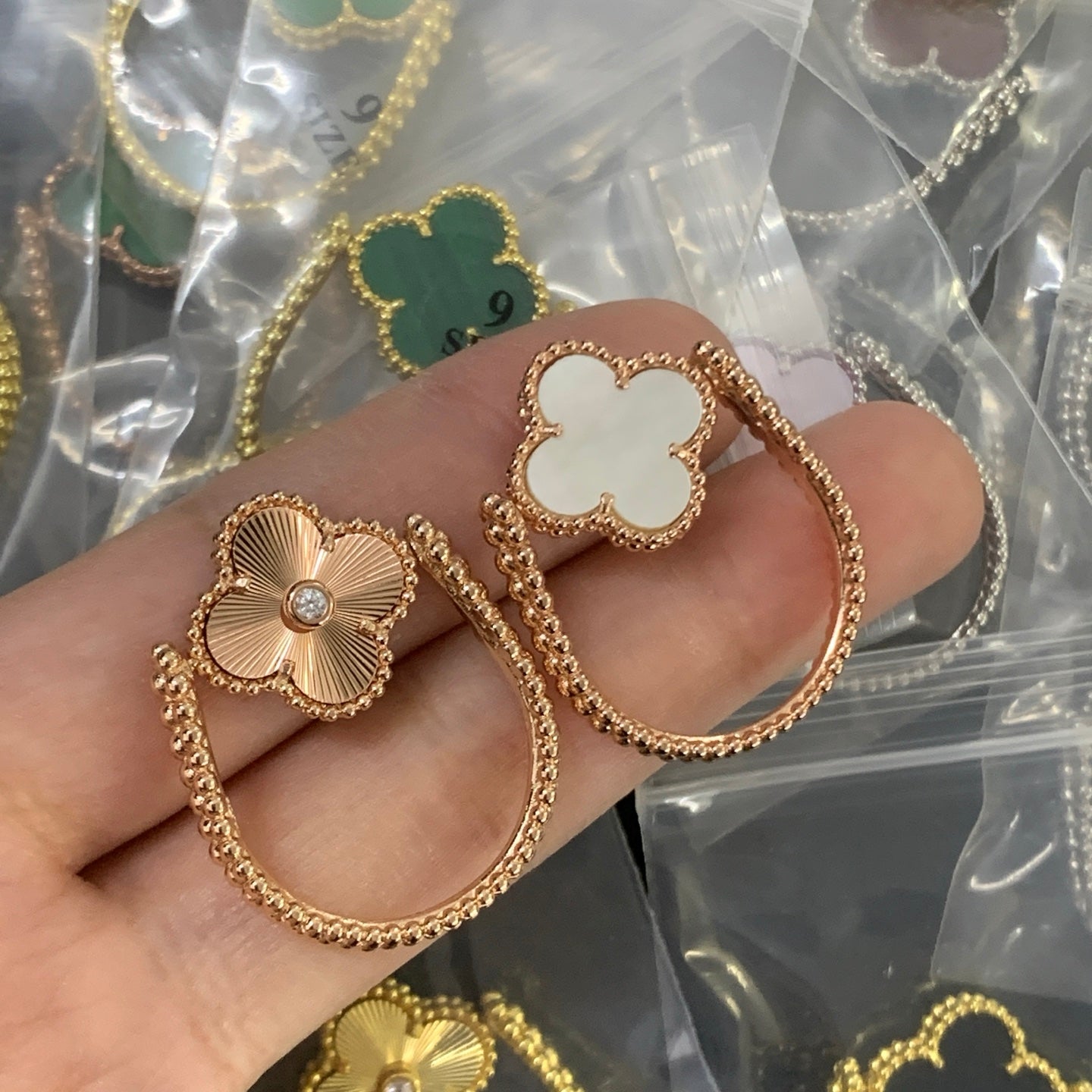 LuxluxHouse Low Price And High Quality Accessories Van Cleef & Arpels